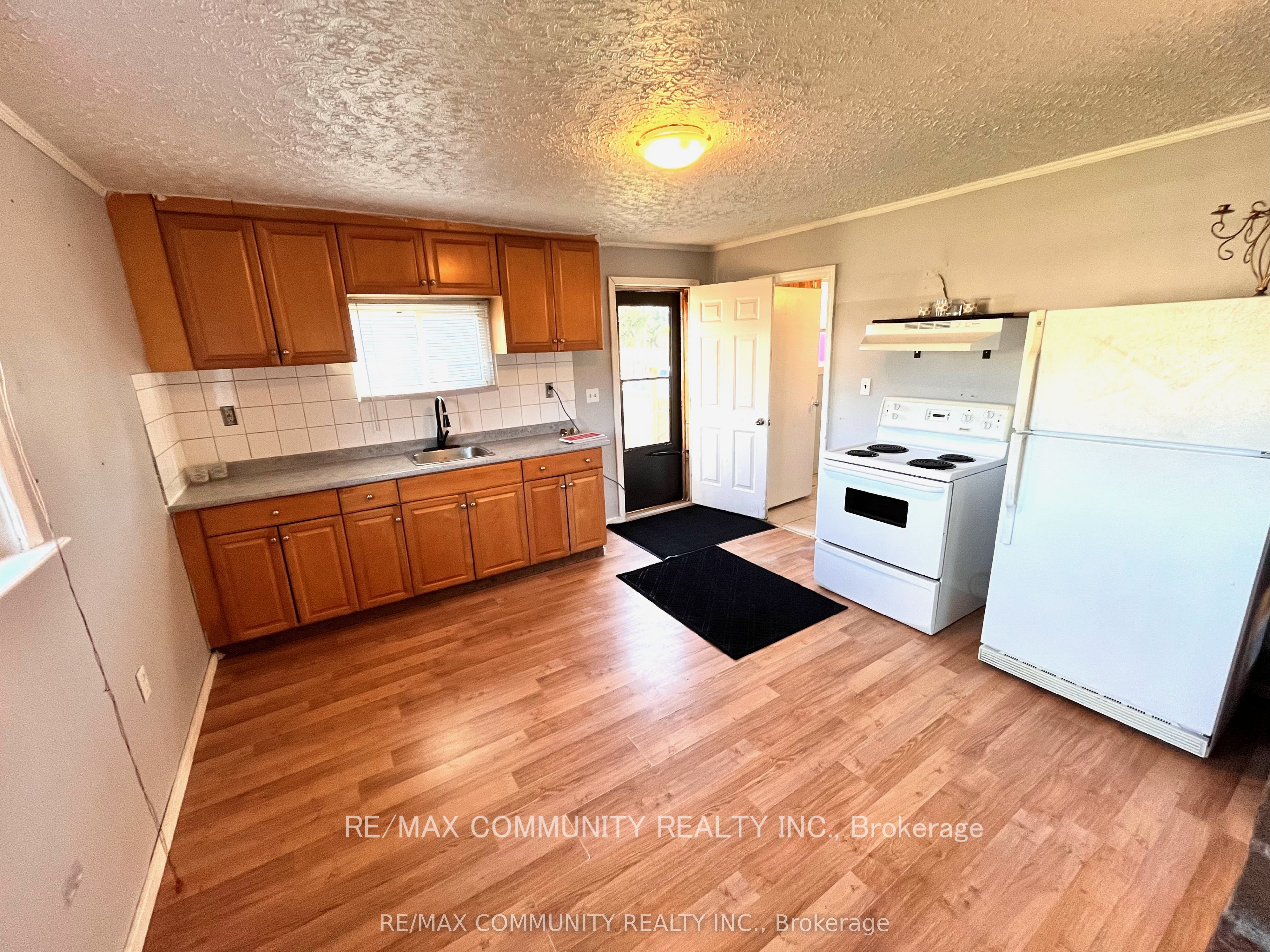 2037 Nash Road Property Photo 10