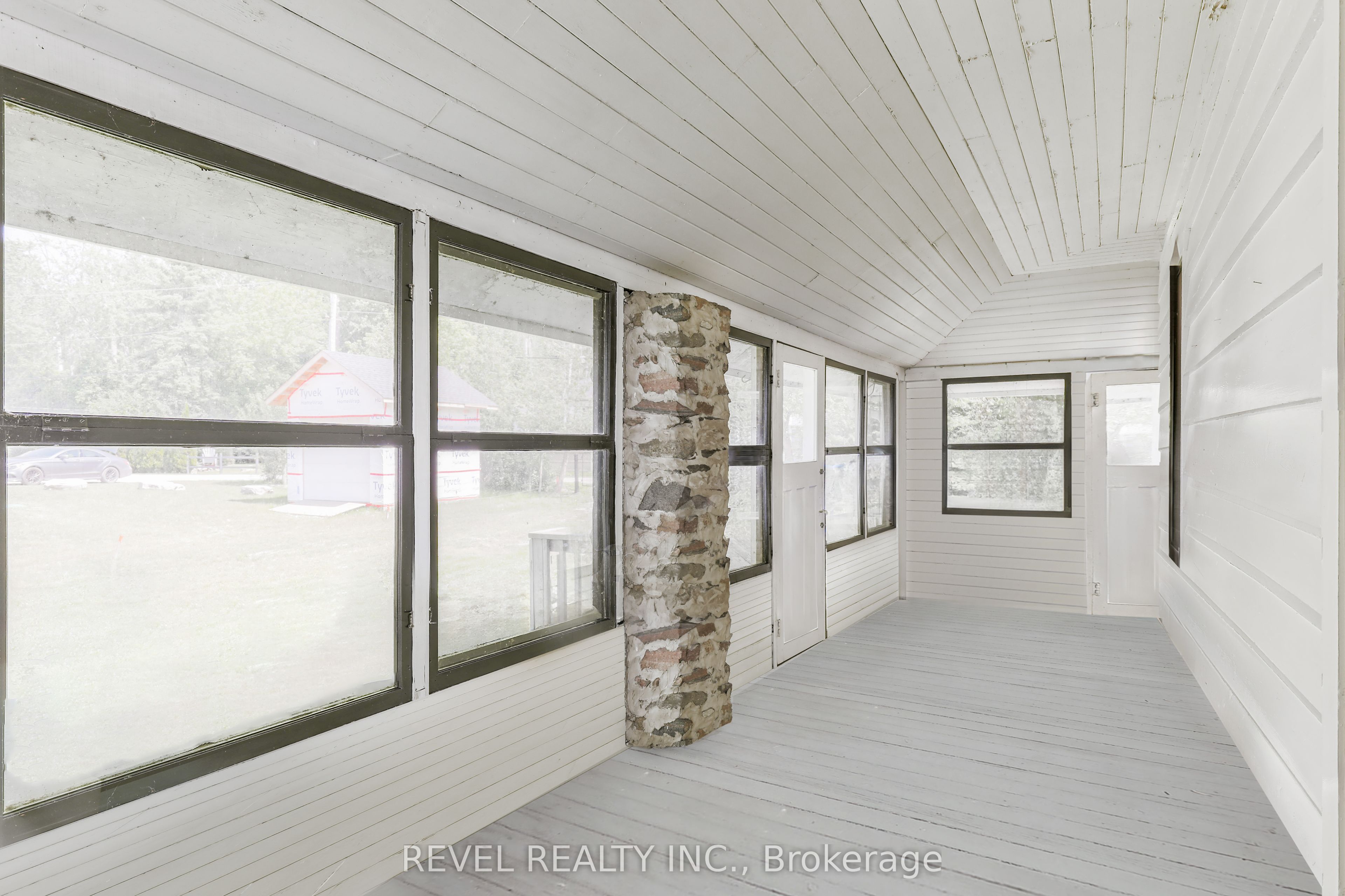 8 Johnstone Lane Property Photo 7