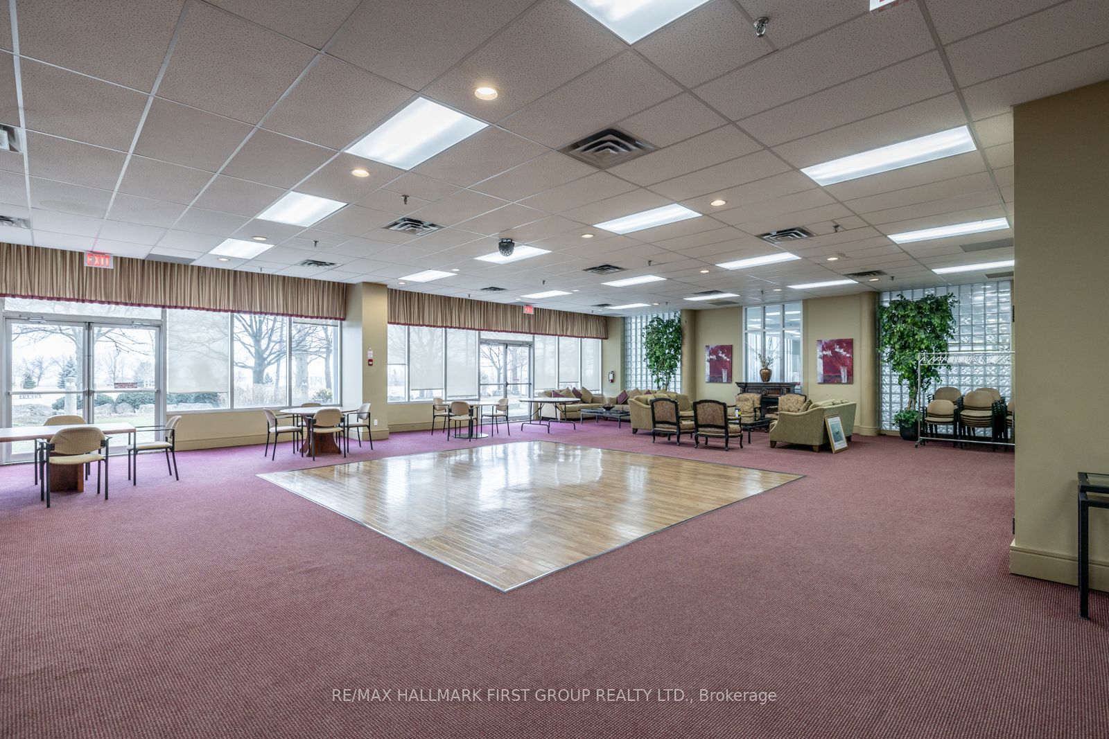 #413 - 45 Cumberland Lane Property Photo 17