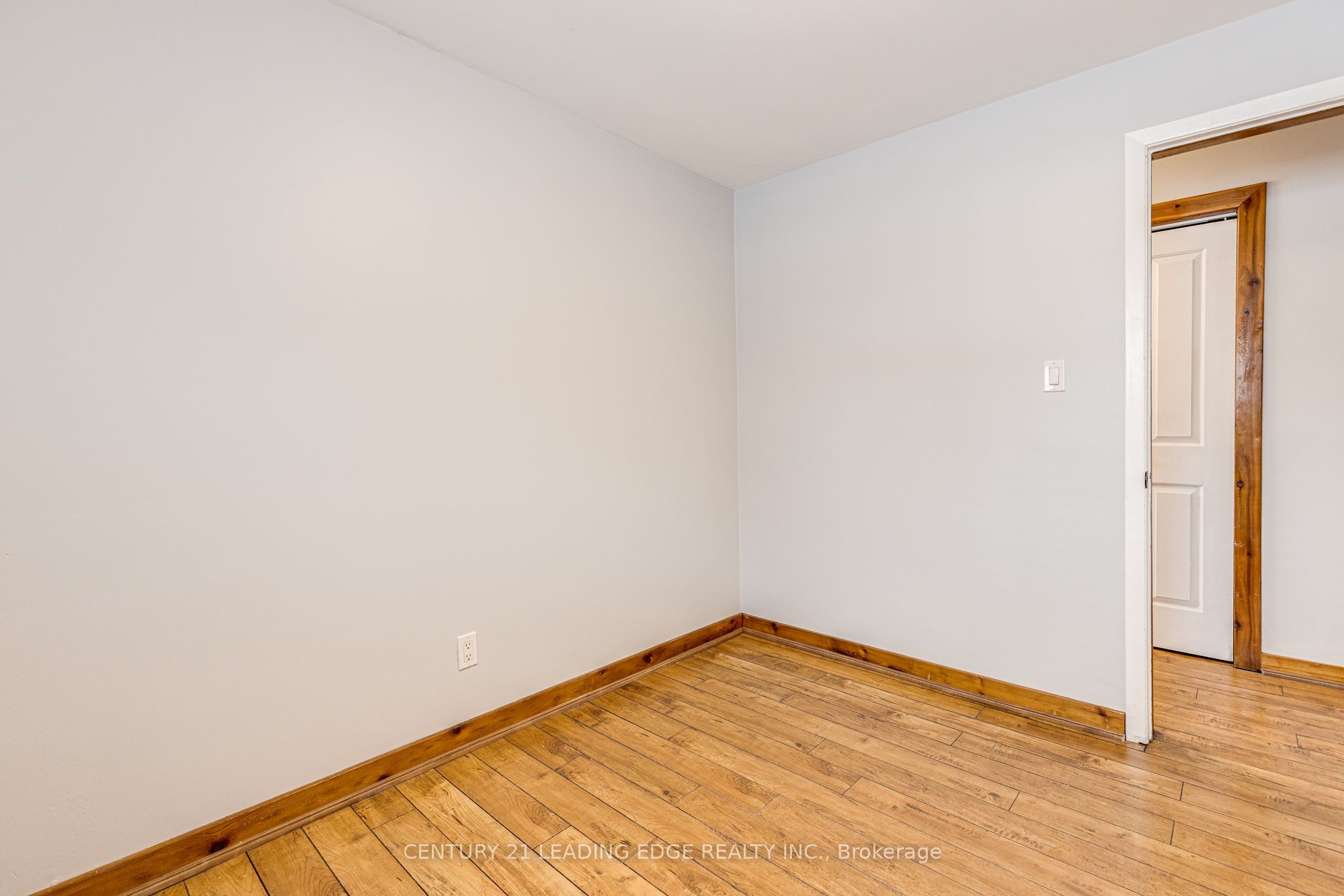 #1 - 796 Midland Avenue Property Photo 13