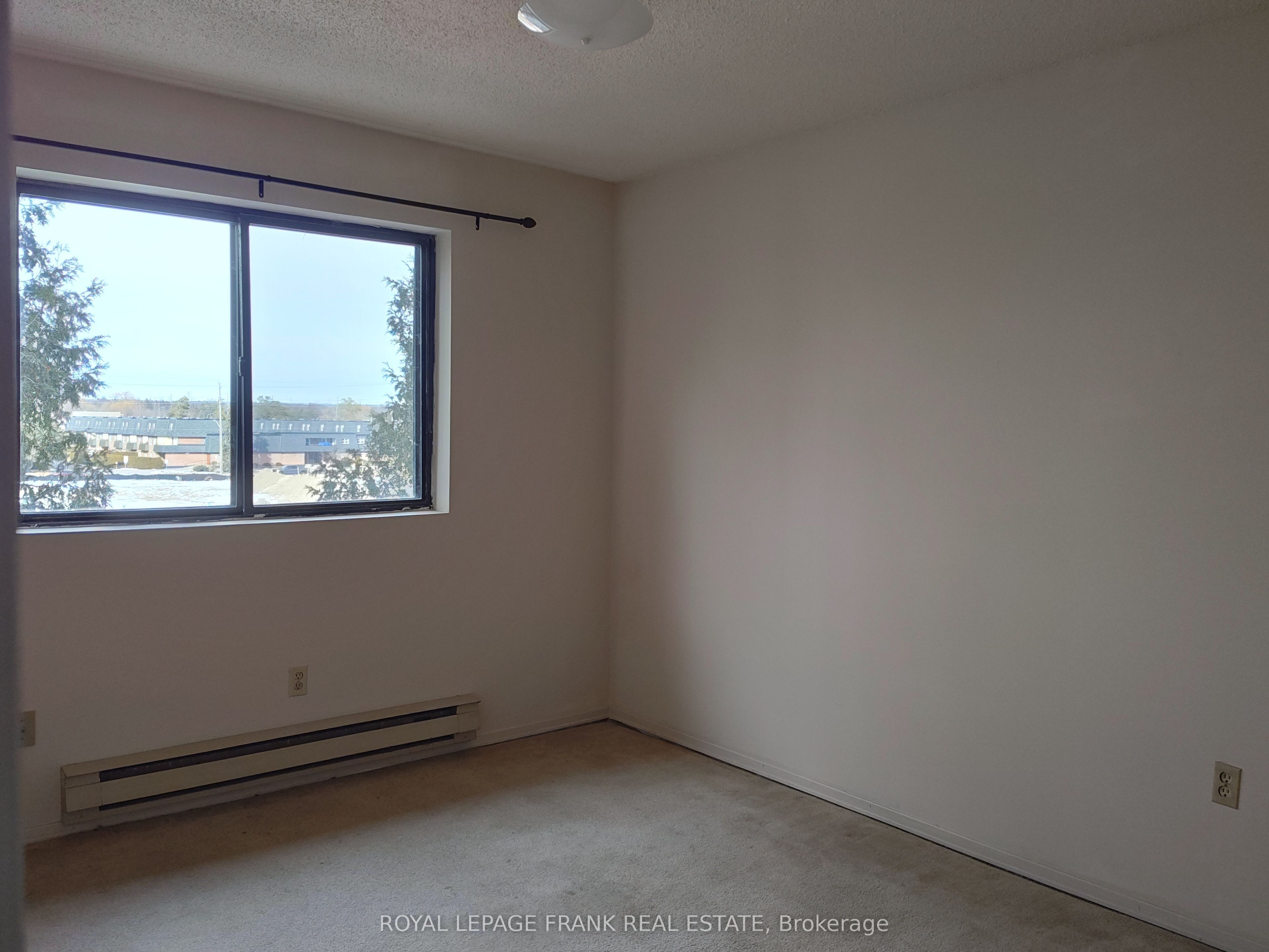552 Dundas Street E 305 Property Photo 2
