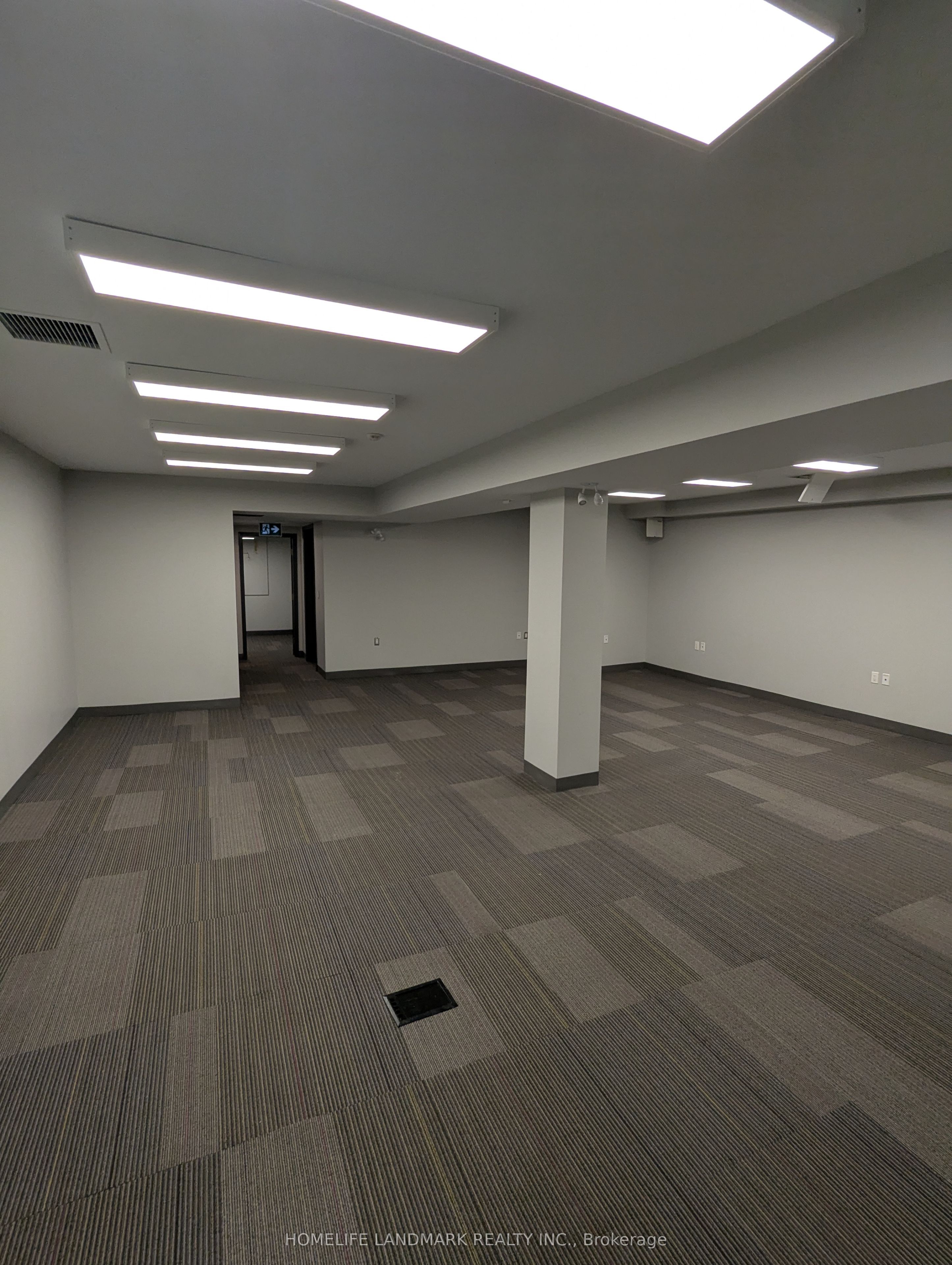 4142 Sheppard Avenue Property Photo 16