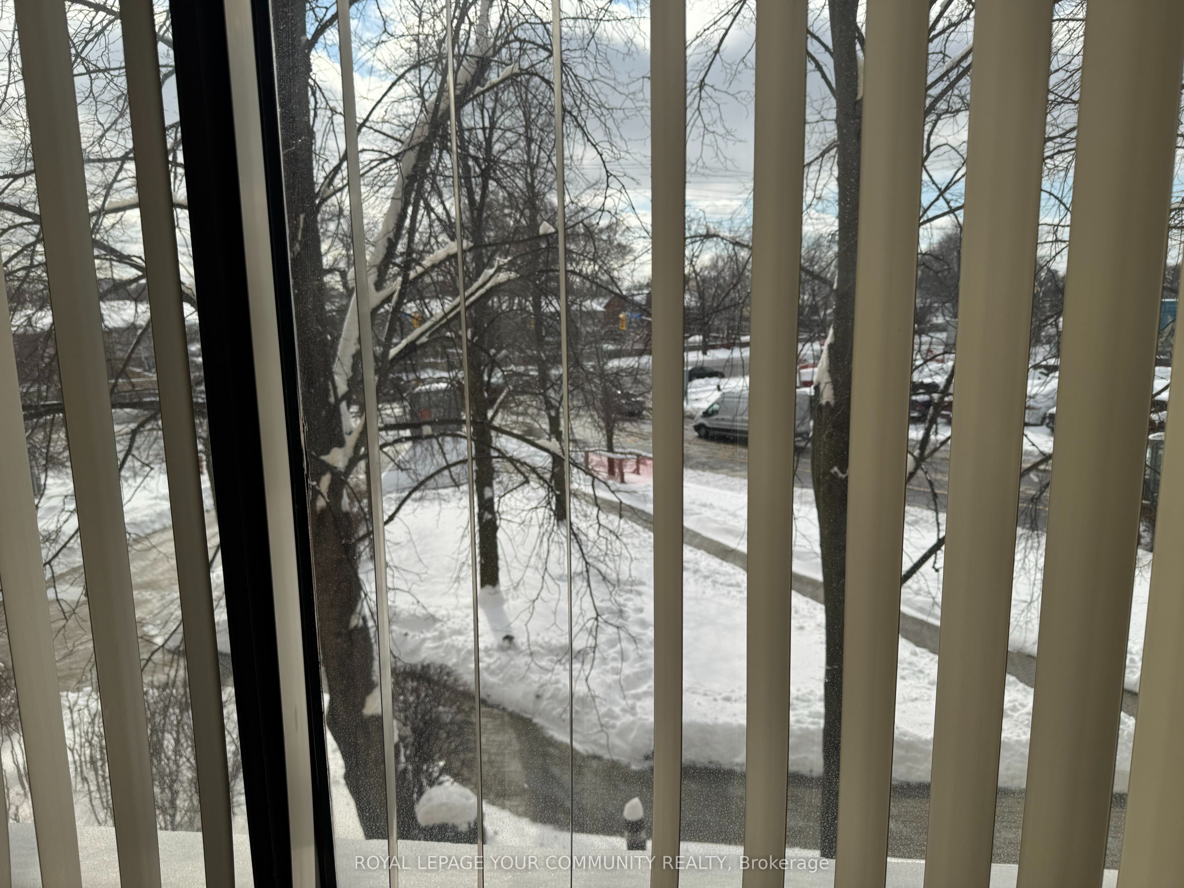 #204b - 4040 Finch Avenue Property Photo 18
