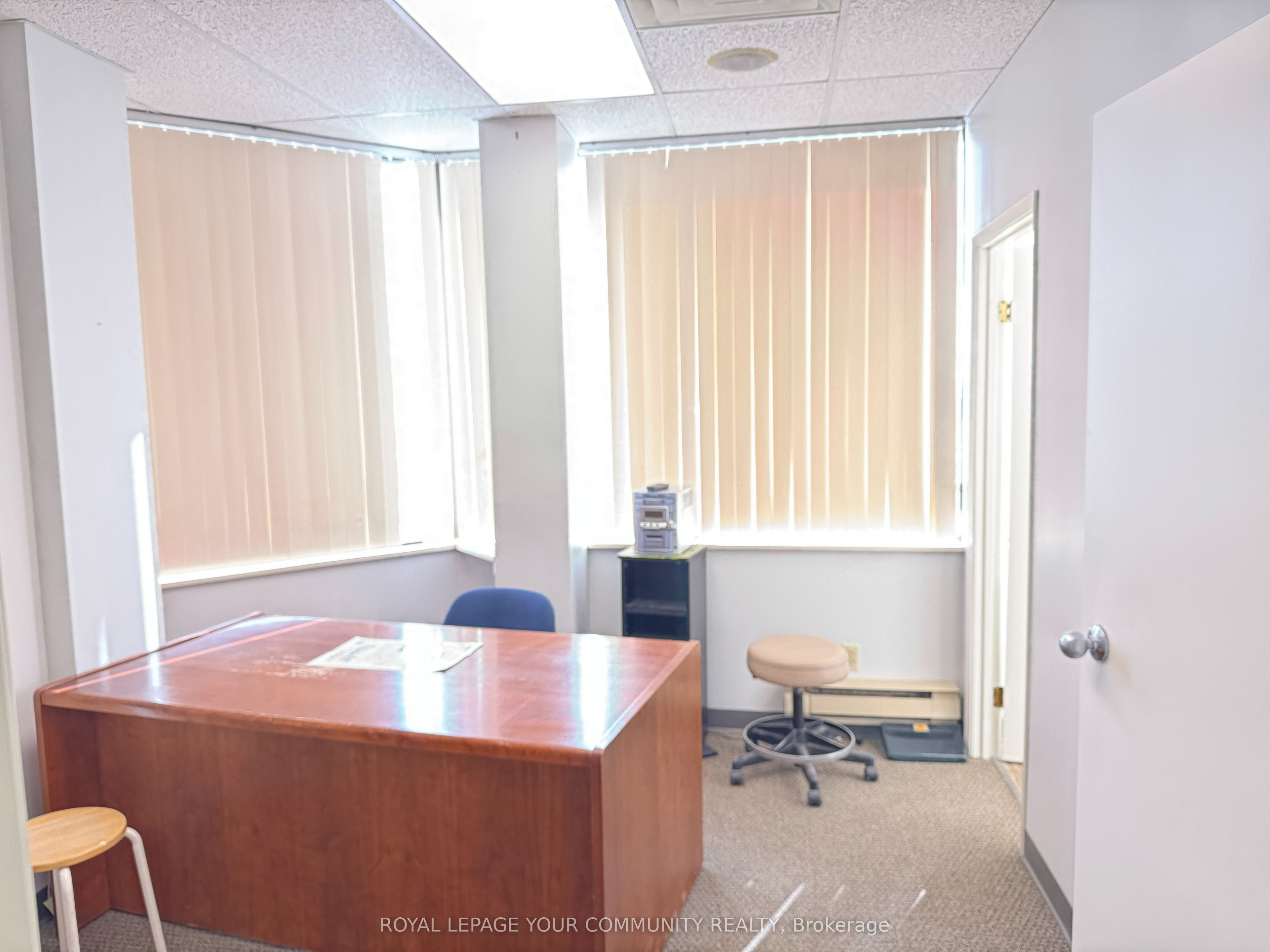 #208a - 4040 Finch Avenue Property Photo 20