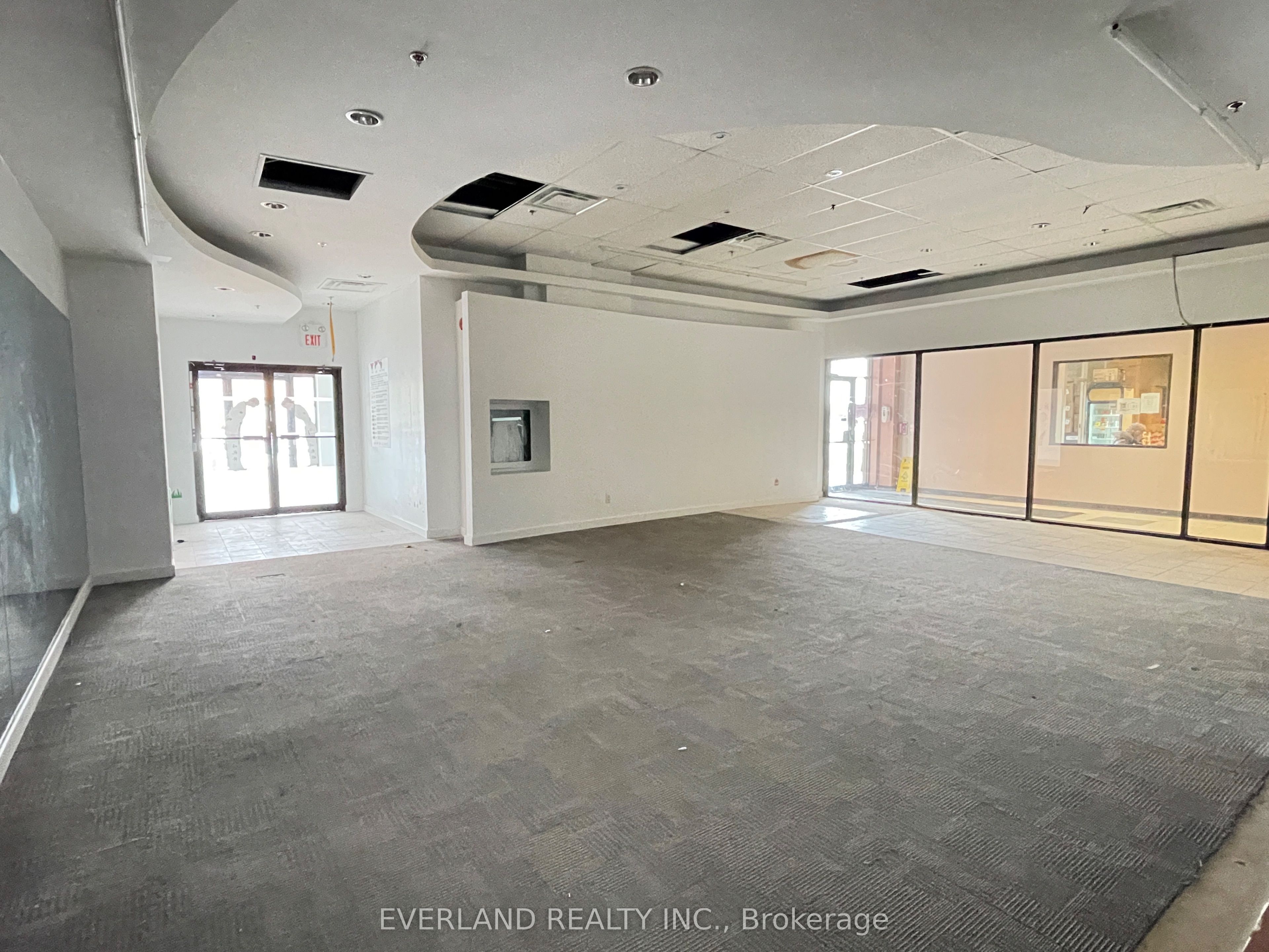 #107 - 3601 Victoria Park Avenue Property Photo 3