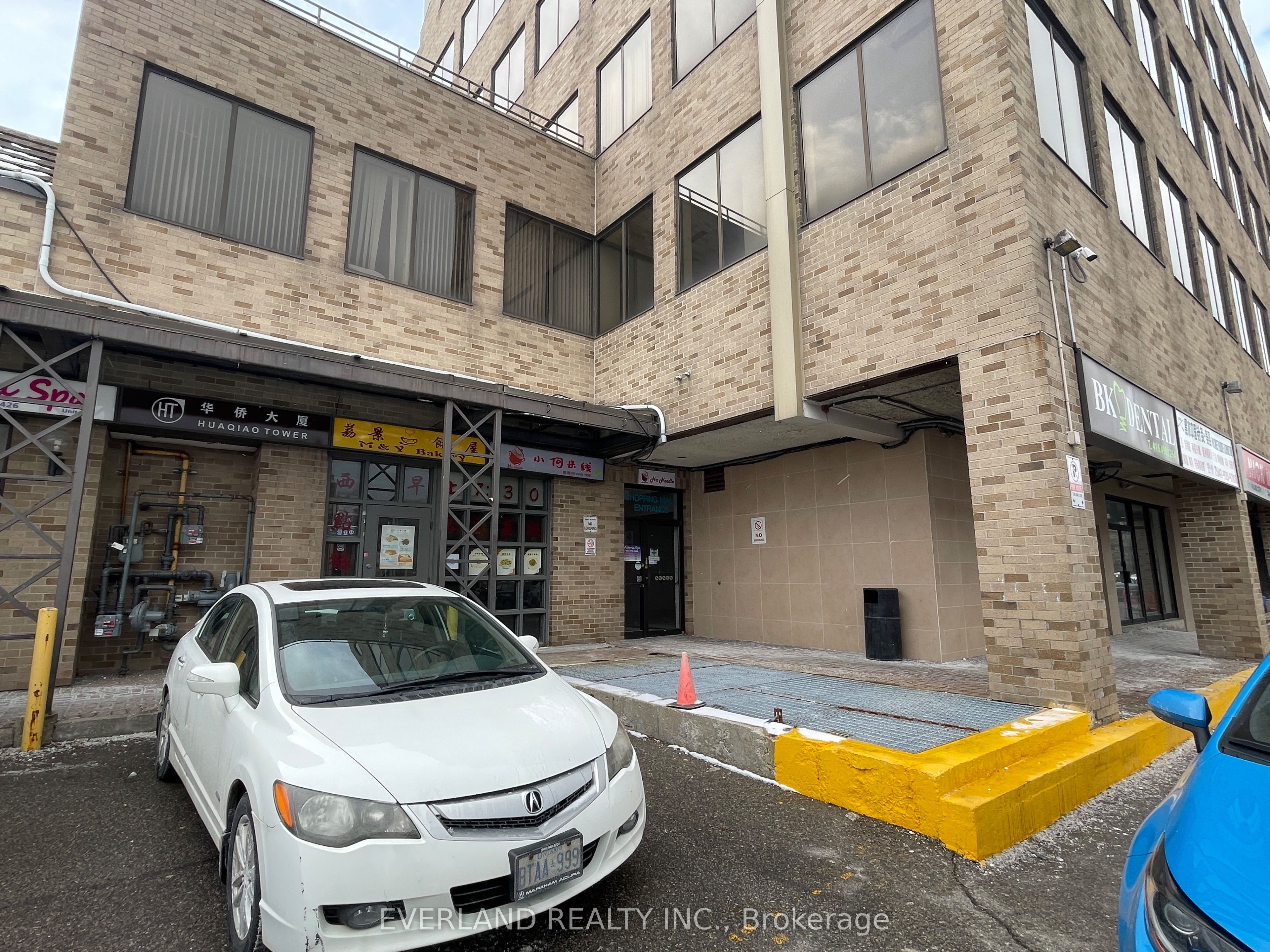 #107 - 3601 Victoria Park Avenue Property Photo 9