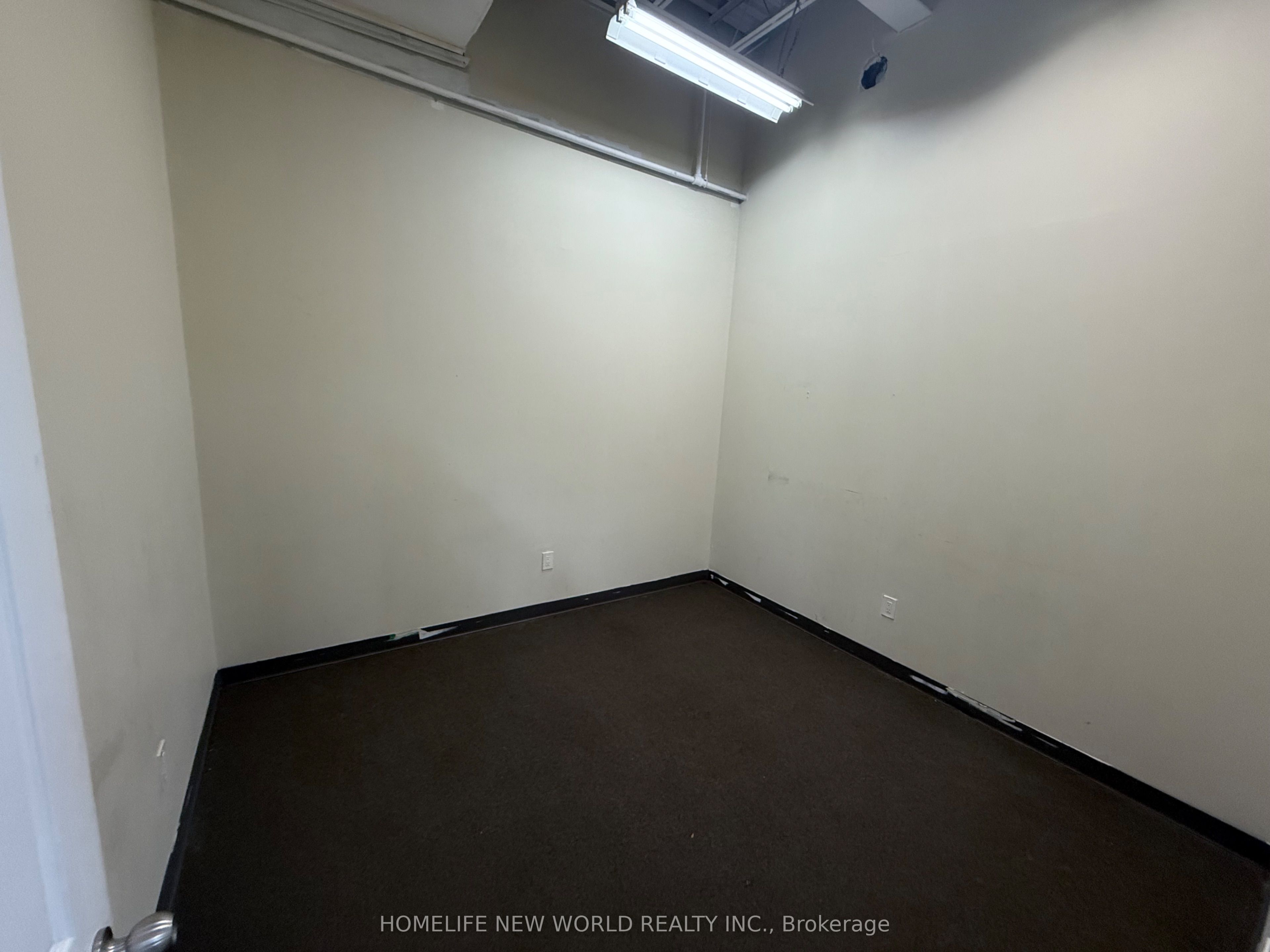 #101 - 41 Metropolitan Road Property Photo 10