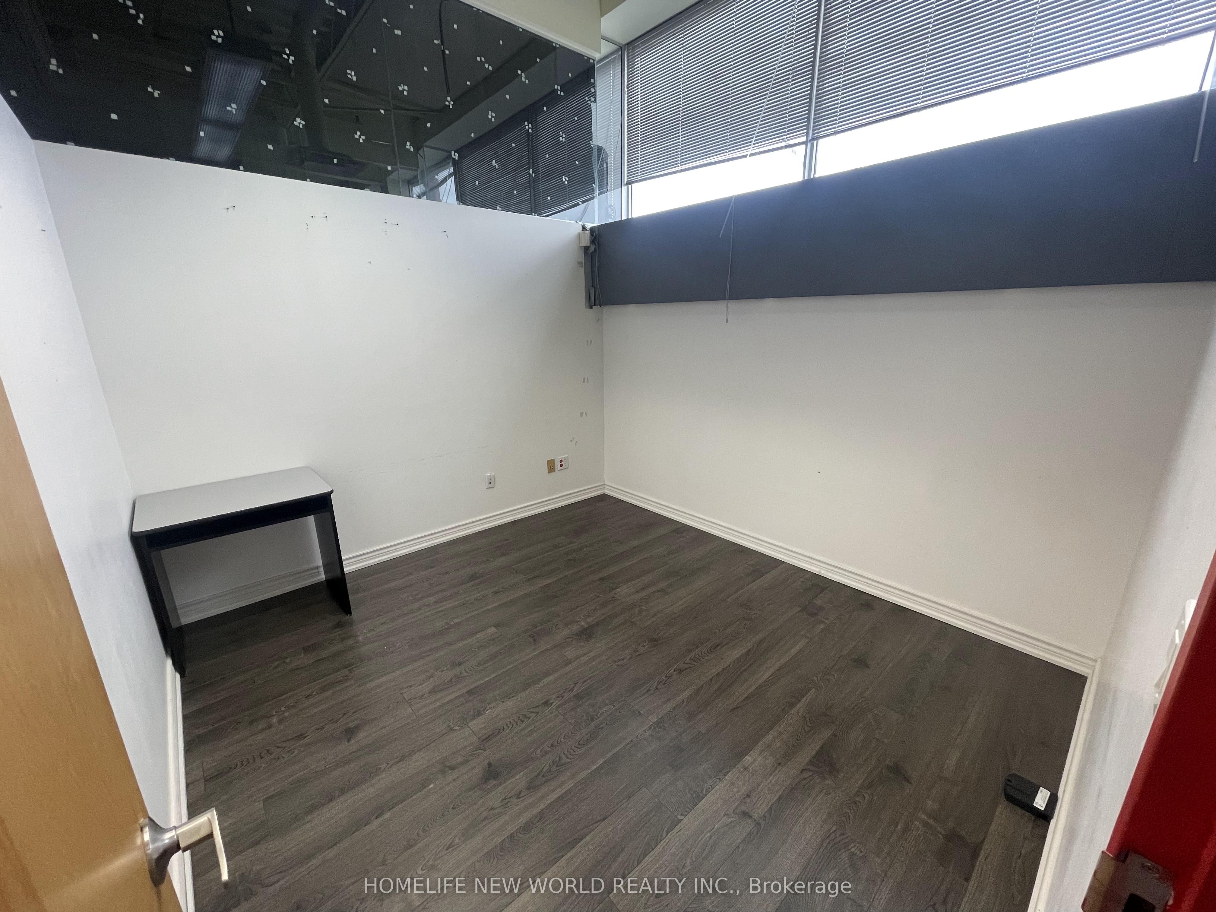 #204 - 41 Metropolitan Road Property Photo 5