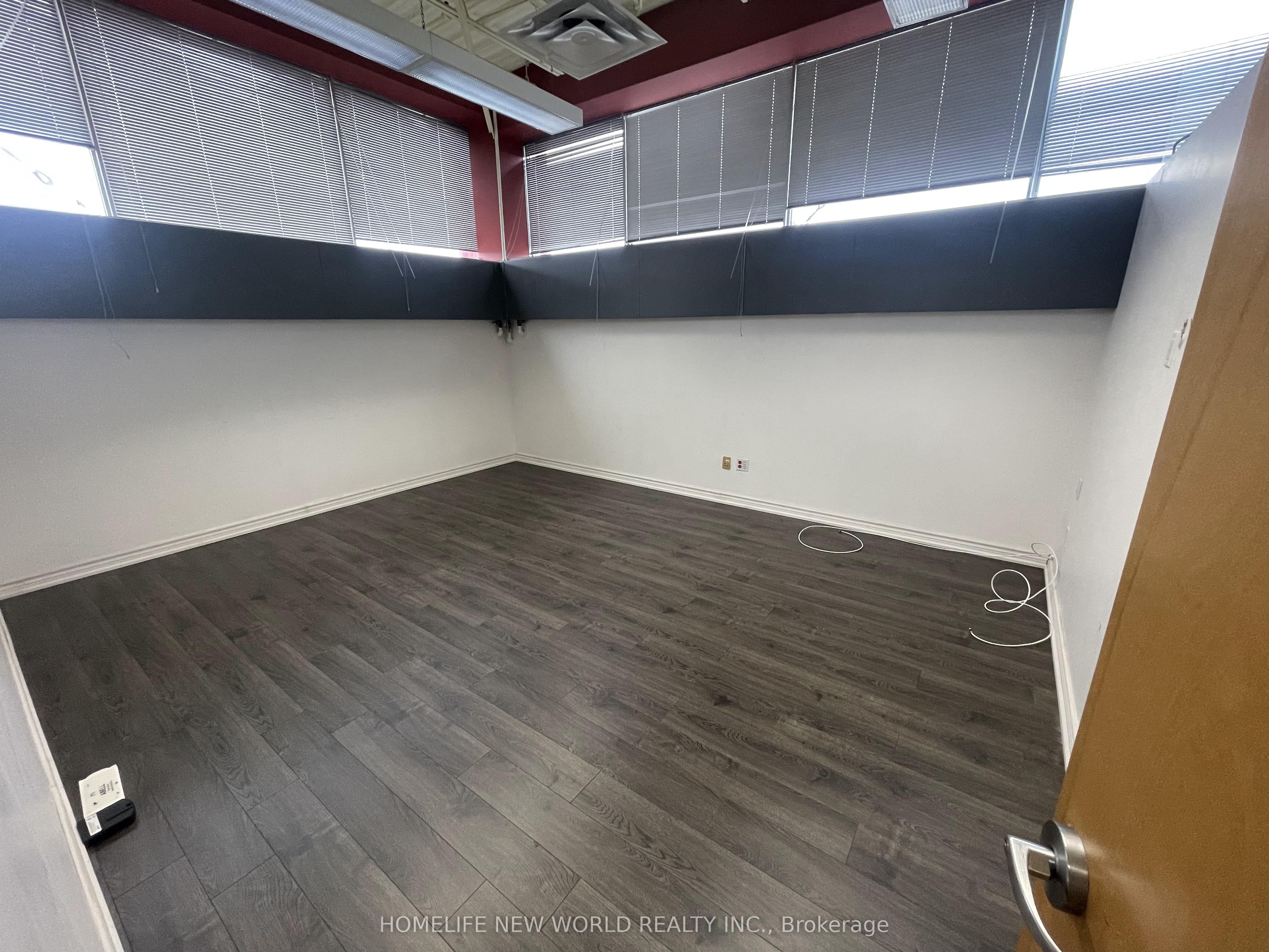 #204 - 41 Metropolitan Road Property Photo 8