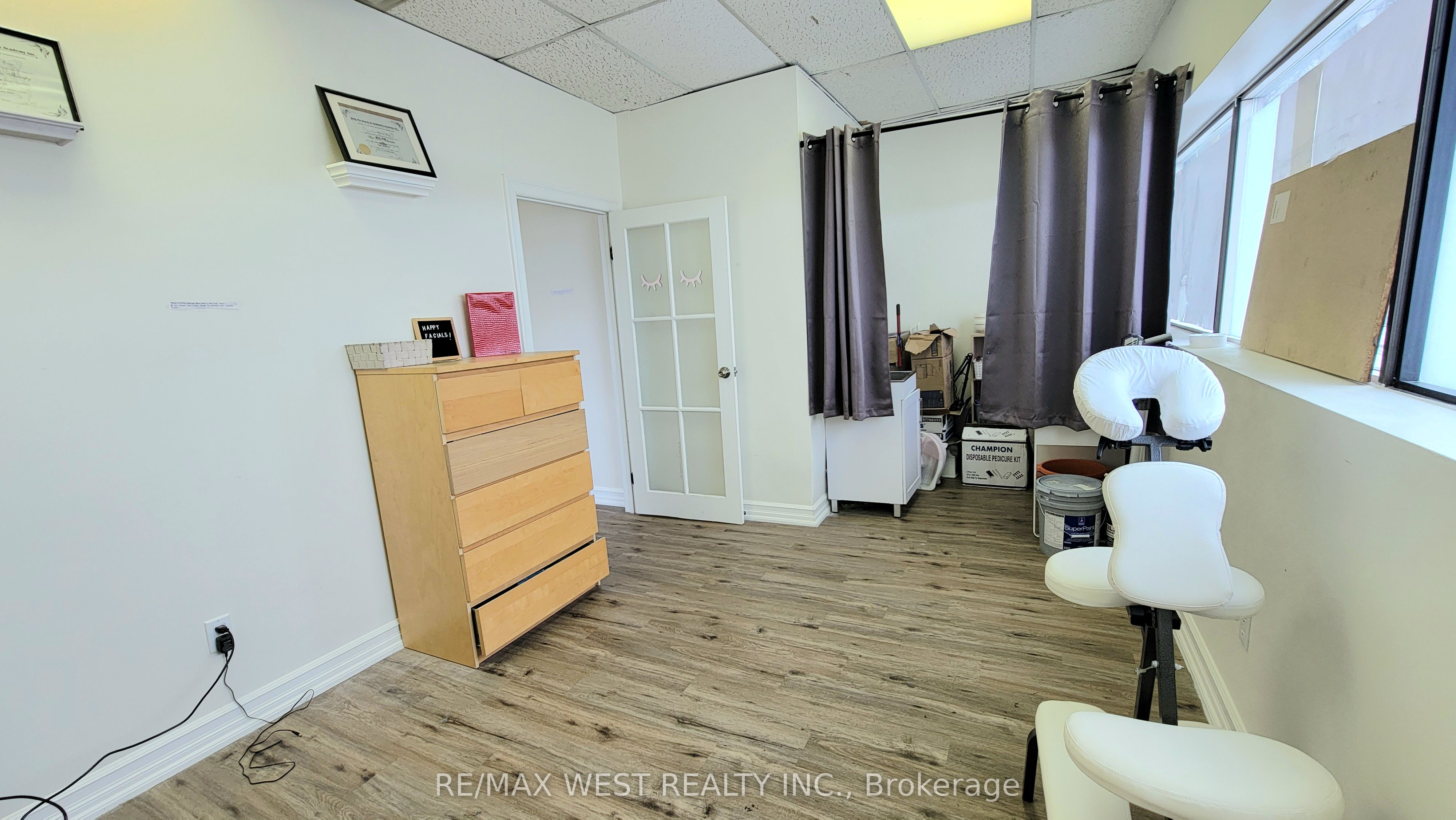 3702 Kingston Road Property Photo 19