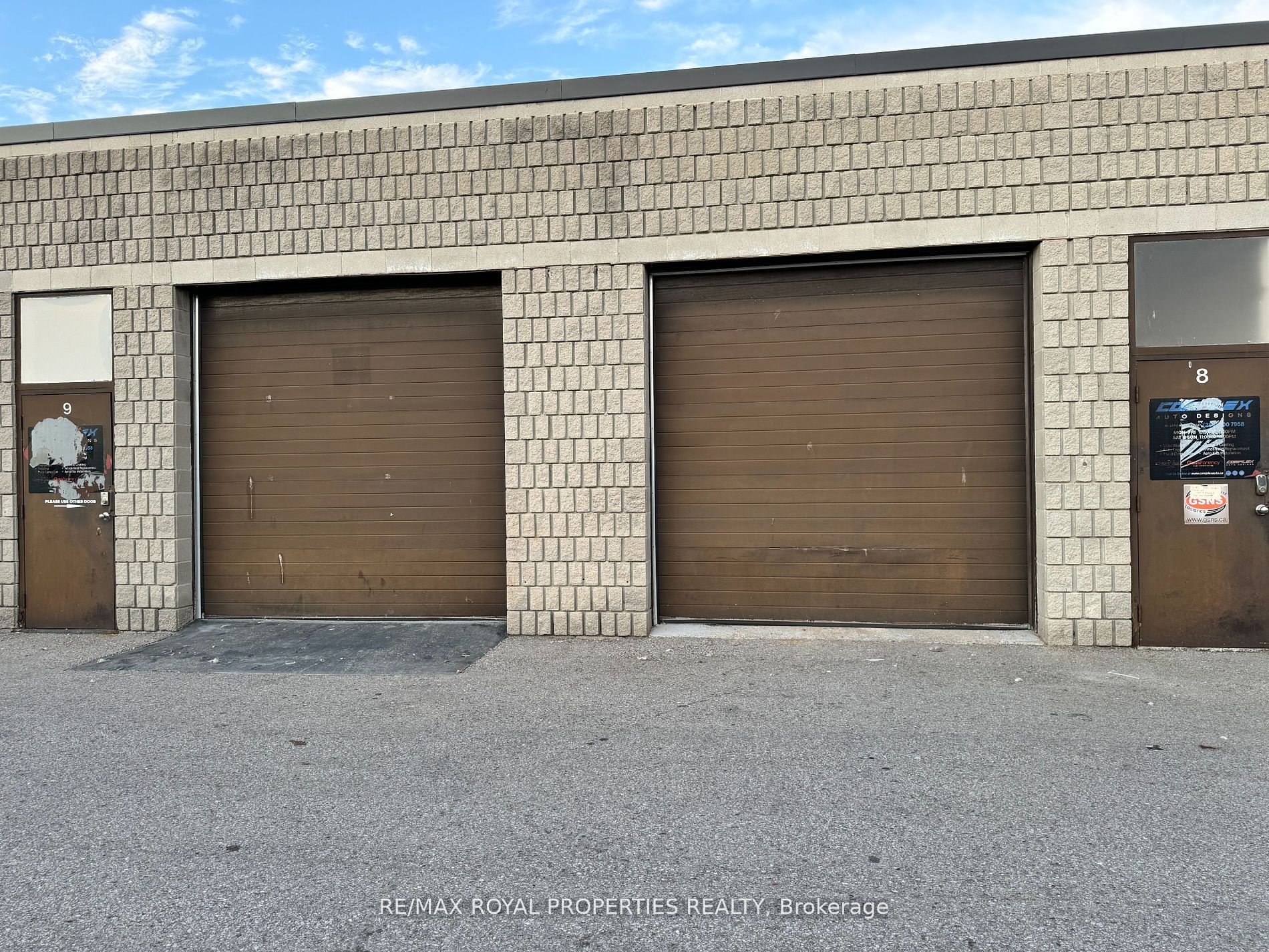 785 Westney Road Property Photo 1