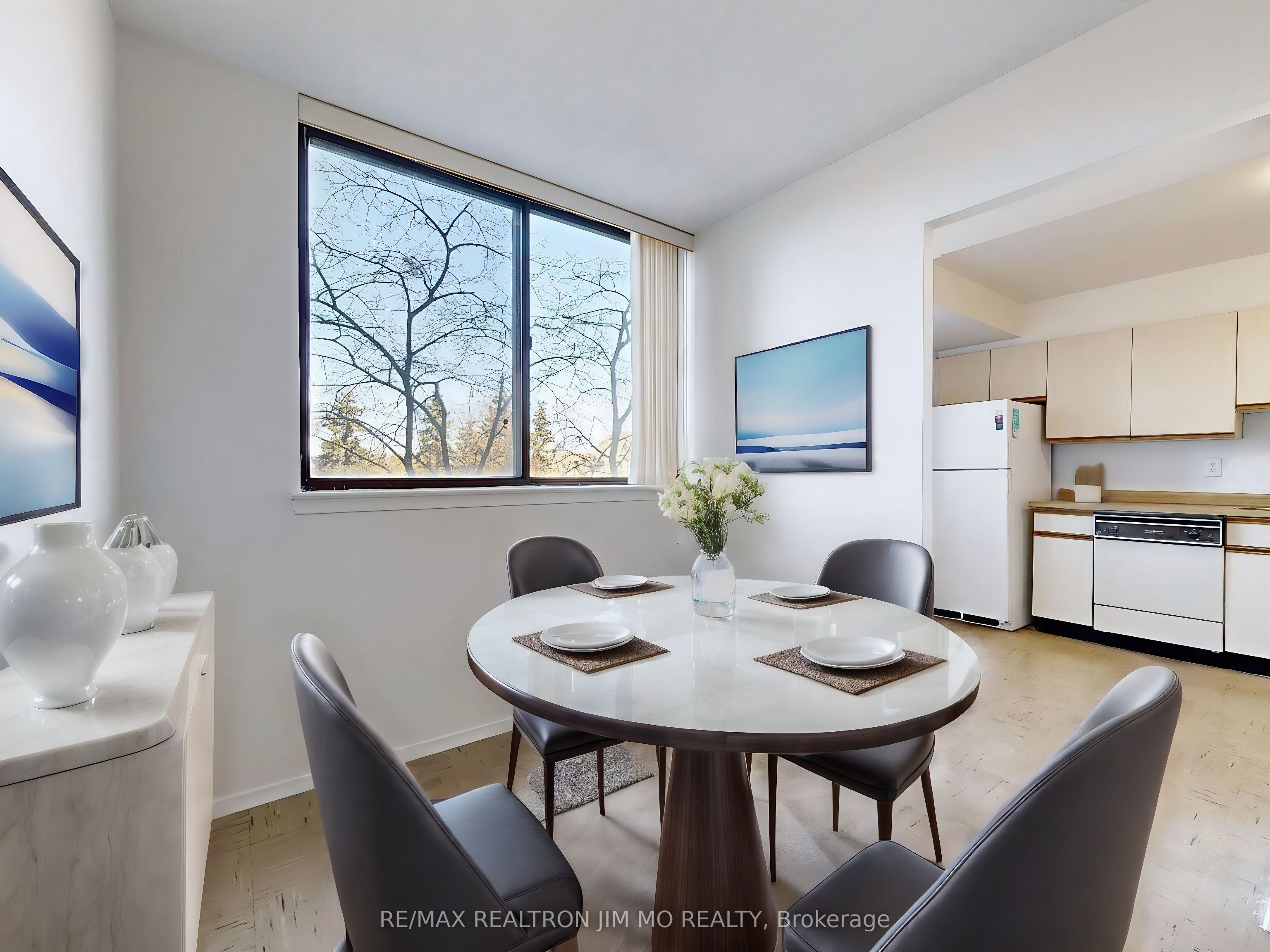 #330 - 25 Bamburgh Circle Property Photo 12