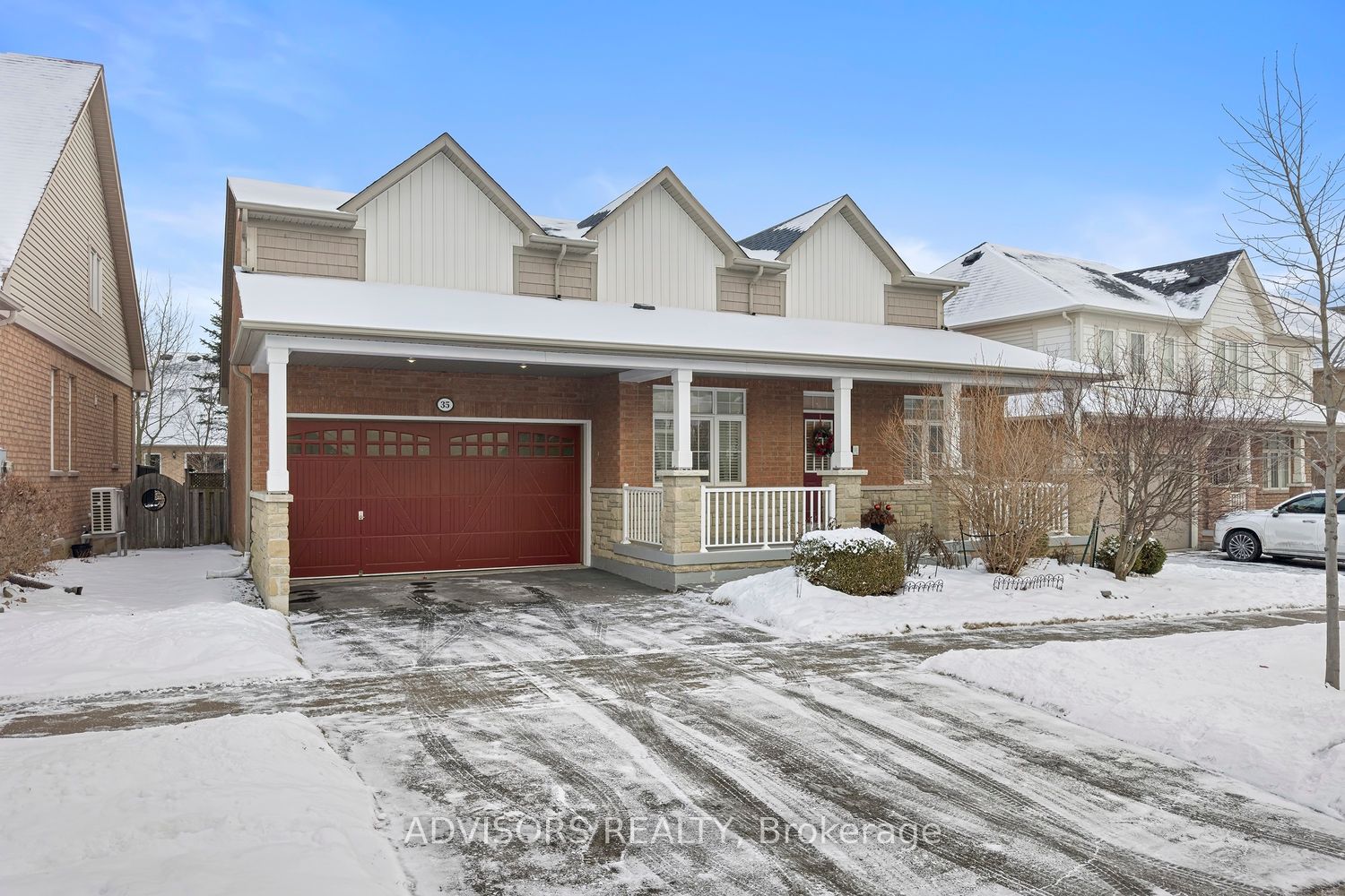 35 Northern Dancer Drive Property Photo 1