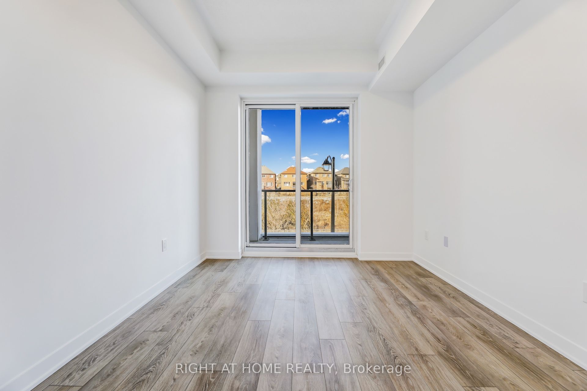 #218 - 385 Arctic Red Drive Property Photo 14