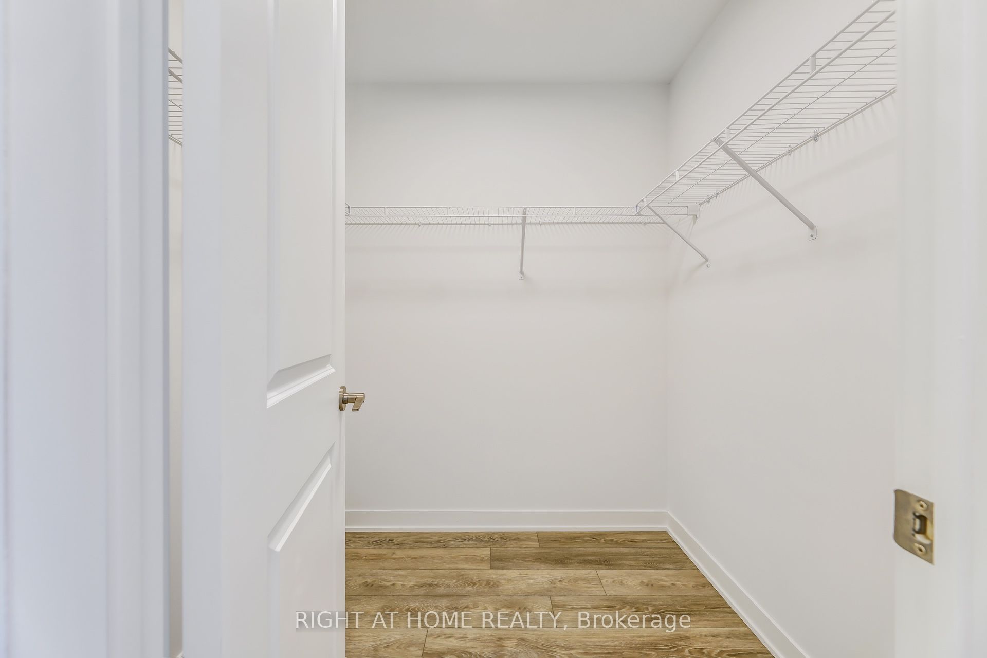 #218 - 385 Arctic Red Drive Property Photo 21
