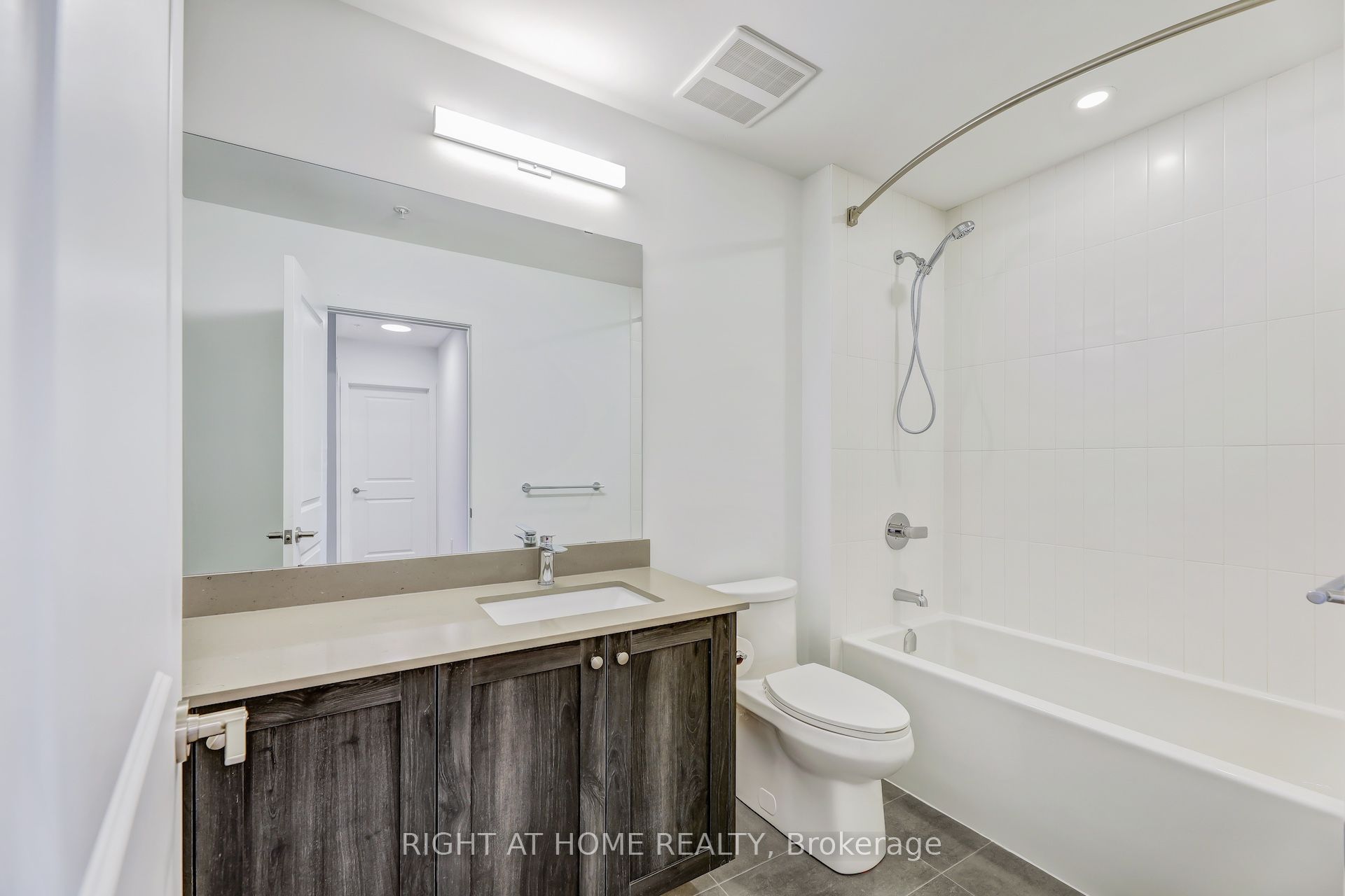 #218 - 385 Arctic Red Drive Property Photo 22