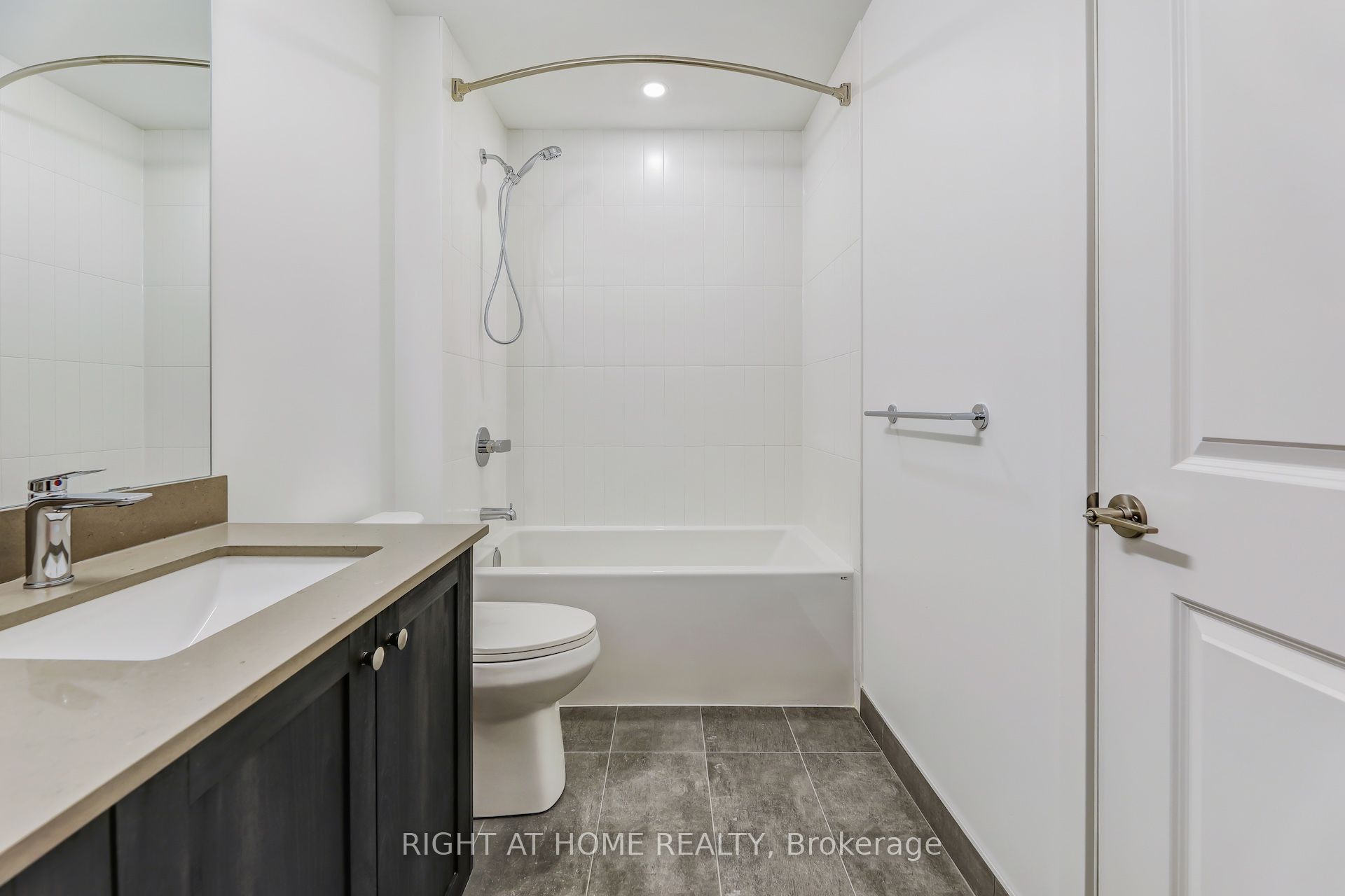 #218 - 385 Arctic Red Drive Property Photo 23