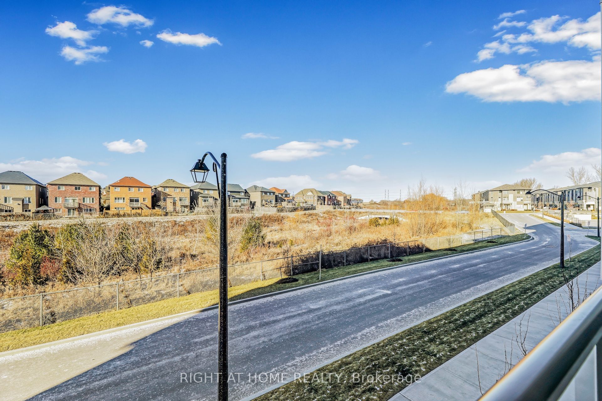 #218 - 385 Arctic Red Drive Property Photo 30