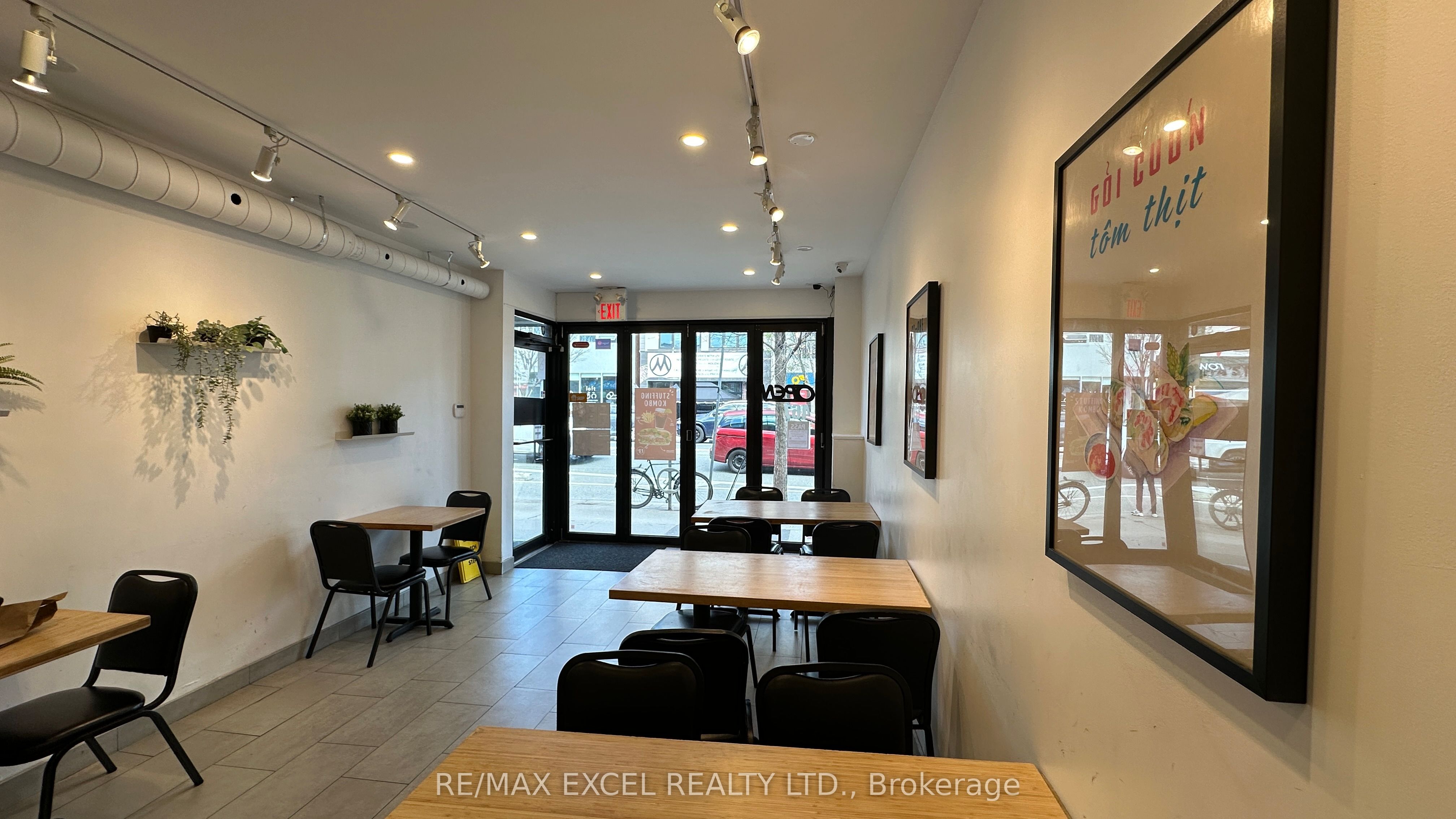 467 Danforth Avenue Property Photo 4
