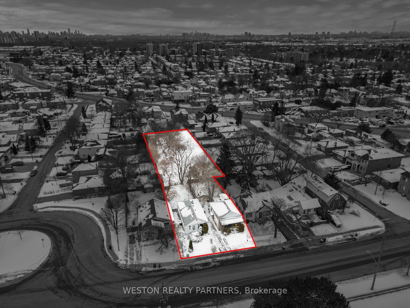 372-374 Kennedy Road Property Photo 3