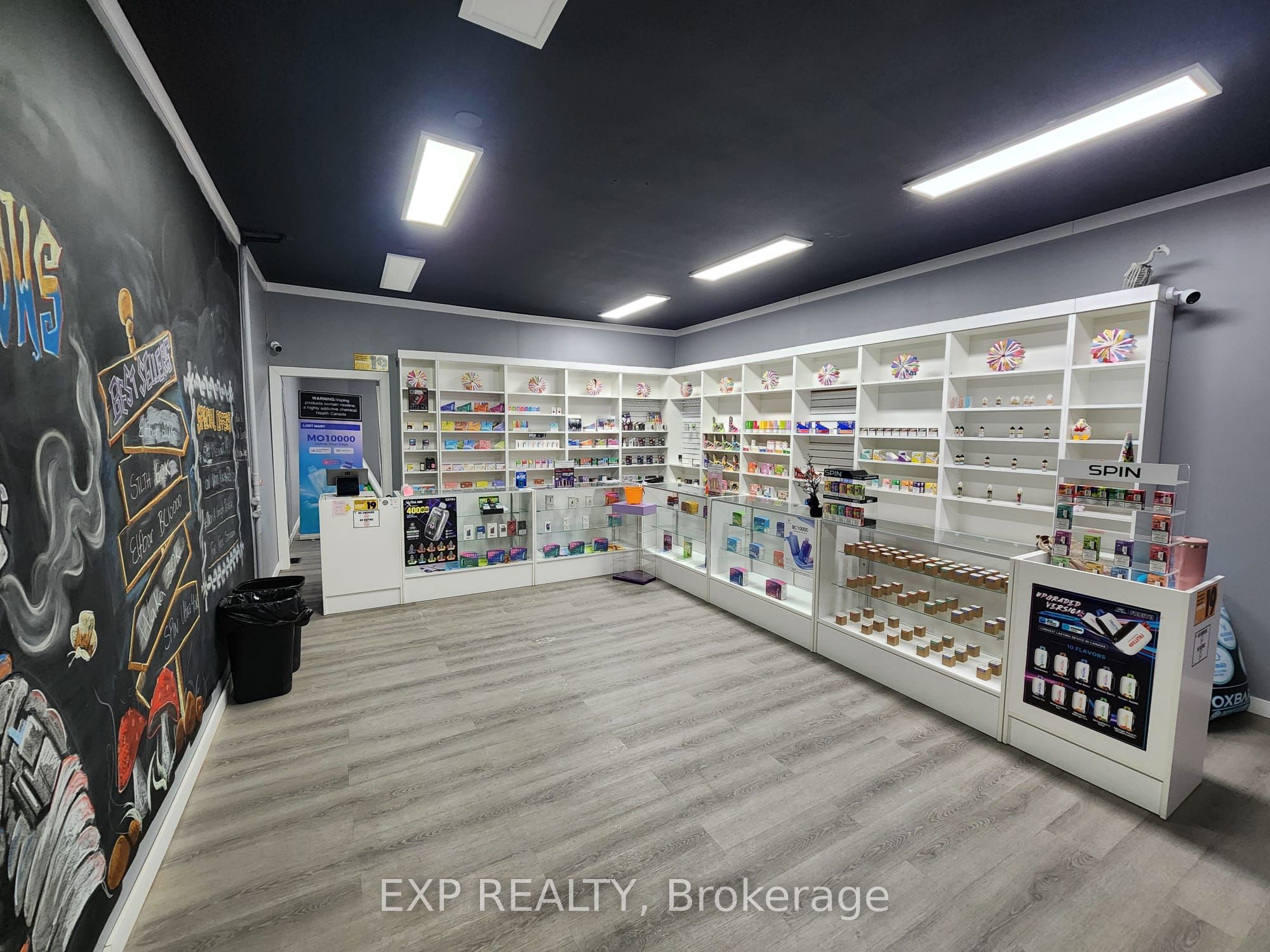 639 Pharmacy Avenue Property Photo 4