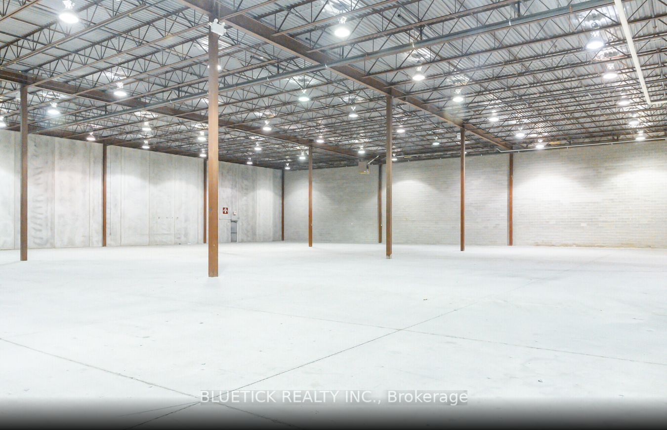 #3 - 1170 Birchmount Road Property Photo 2