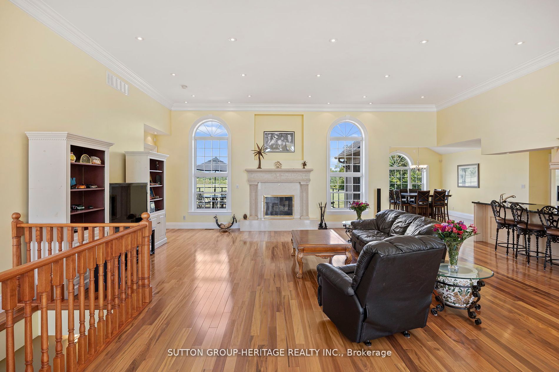 2100 Taunton Road Property Photo 8