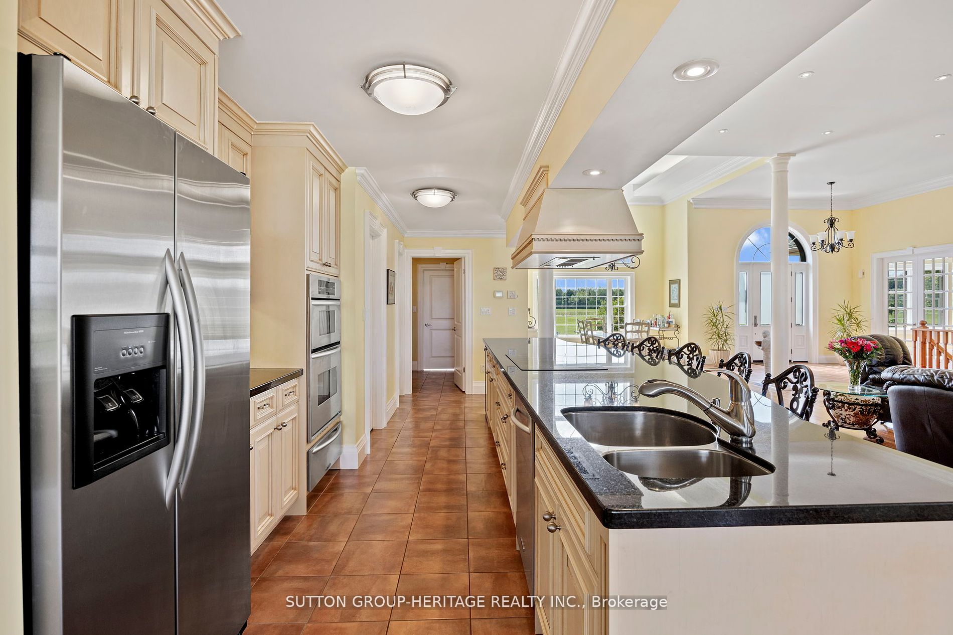 2100 Taunton Road Property Photo 13