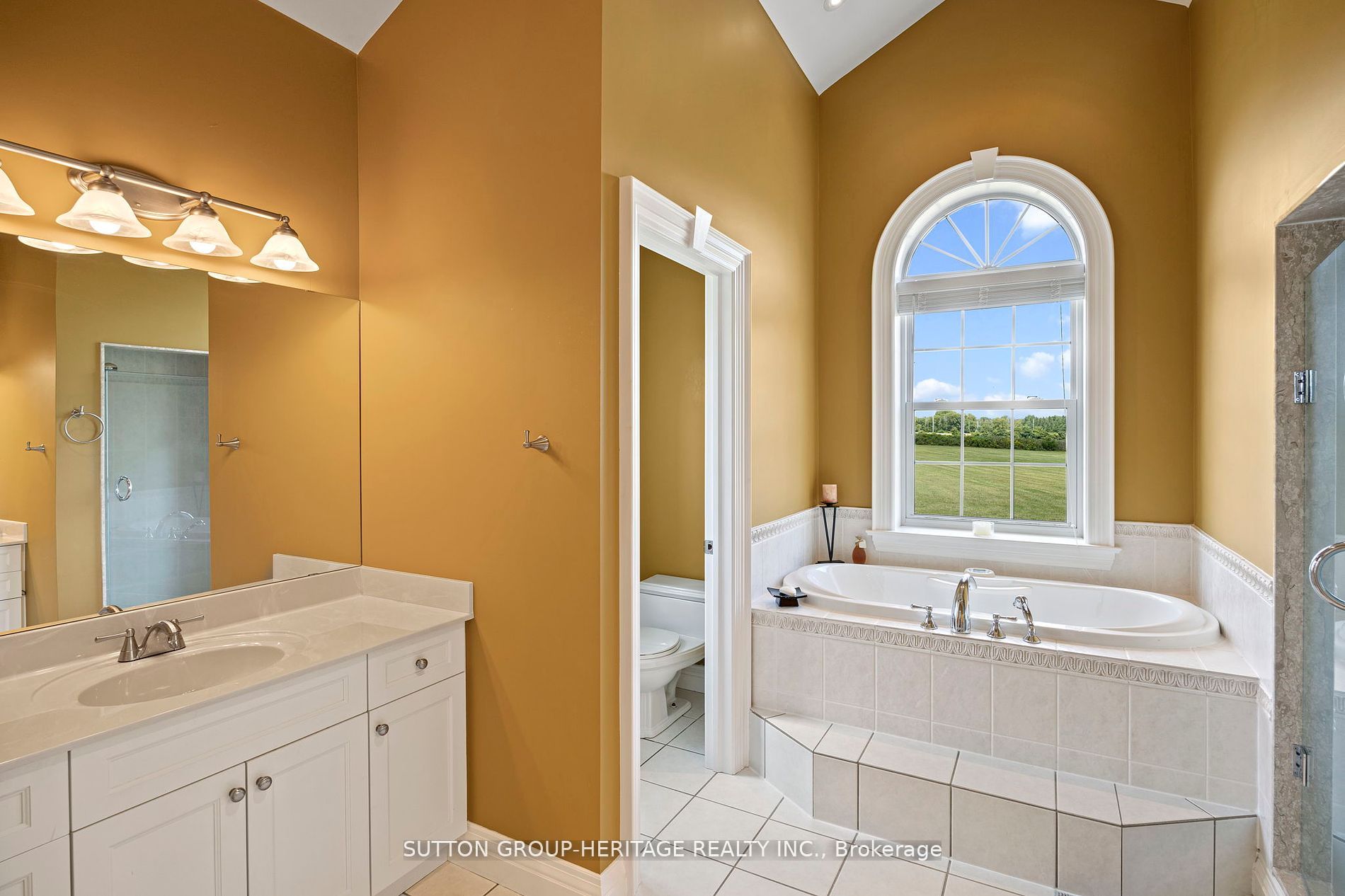 2100 Taunton Road Property Photo 18