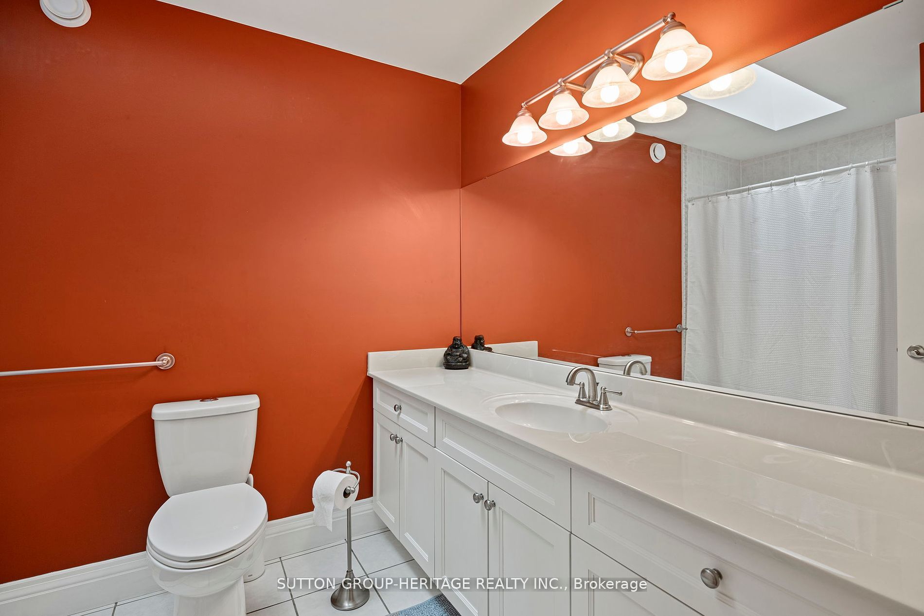 2100 Taunton Road Property Photo 21