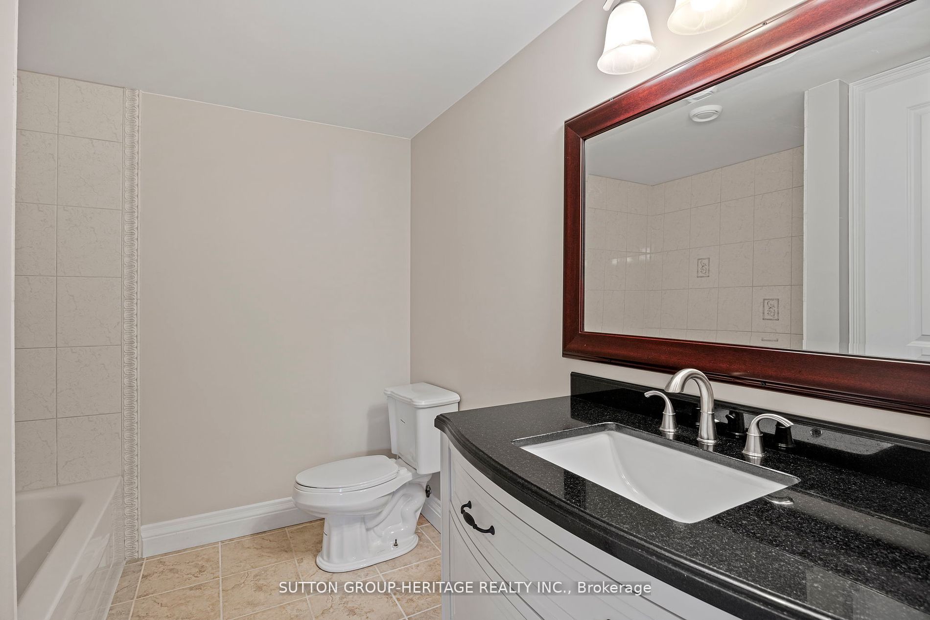 2100 Taunton Road Property Photo 32