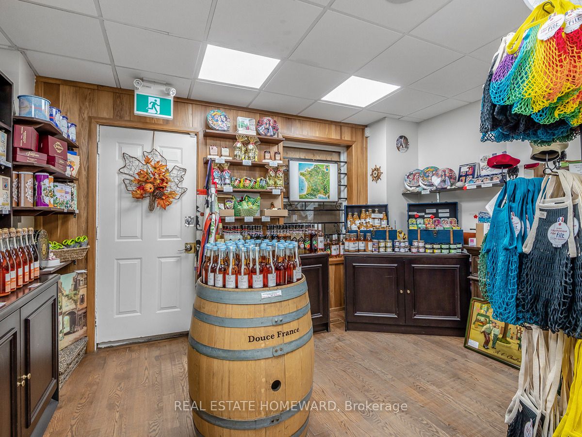 820 Danforth Avenue Property Photo 11