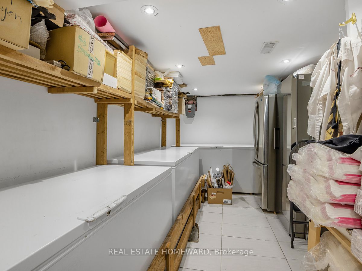 820 Danforth Avenue Property Photo 13