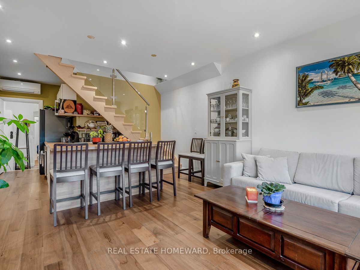 820 Danforth Avenue Property Photo 18