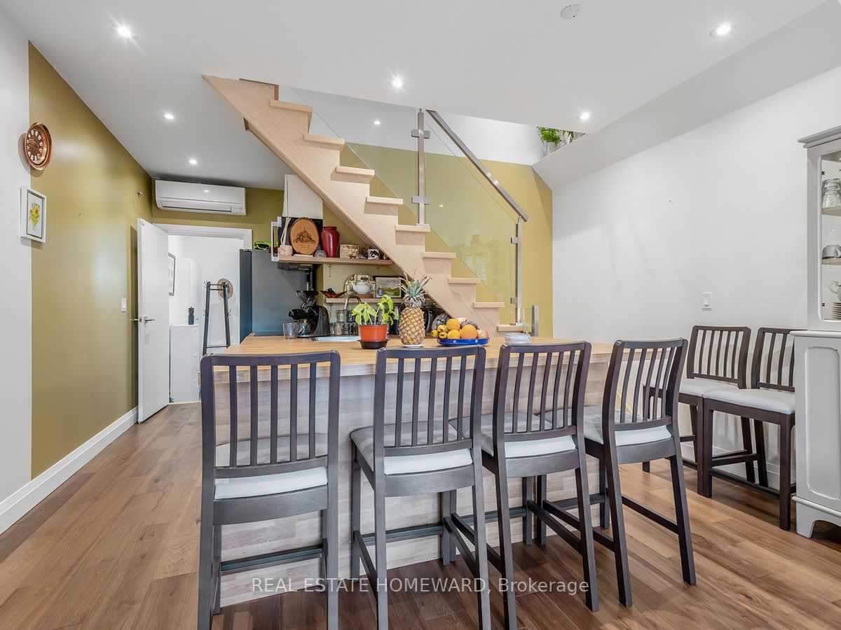 820 Danforth Avenue Property Photo 19