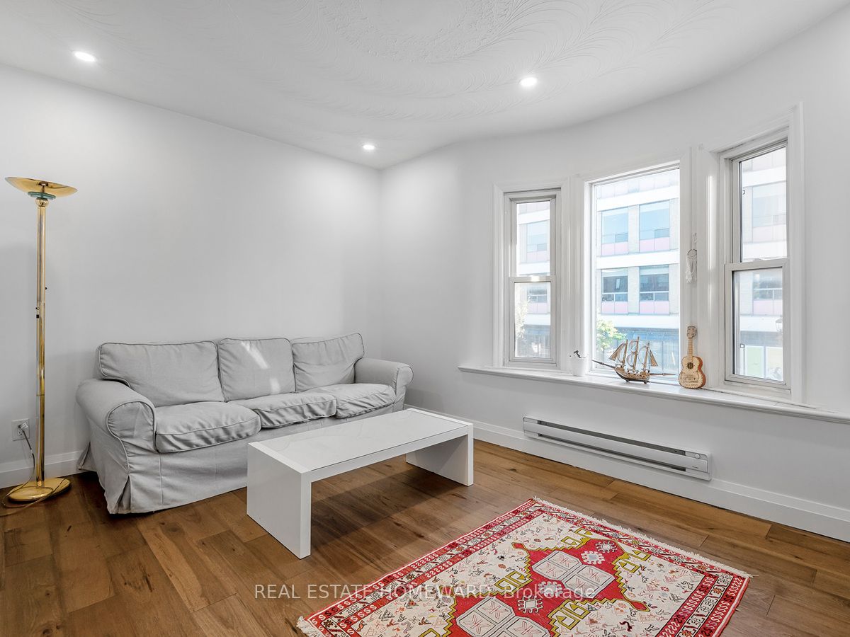 820 Danforth Avenue Property Photo 23