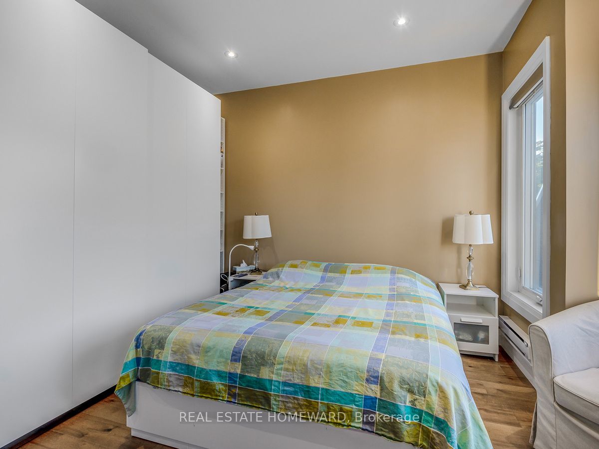 820 Danforth Avenue Property Photo 28