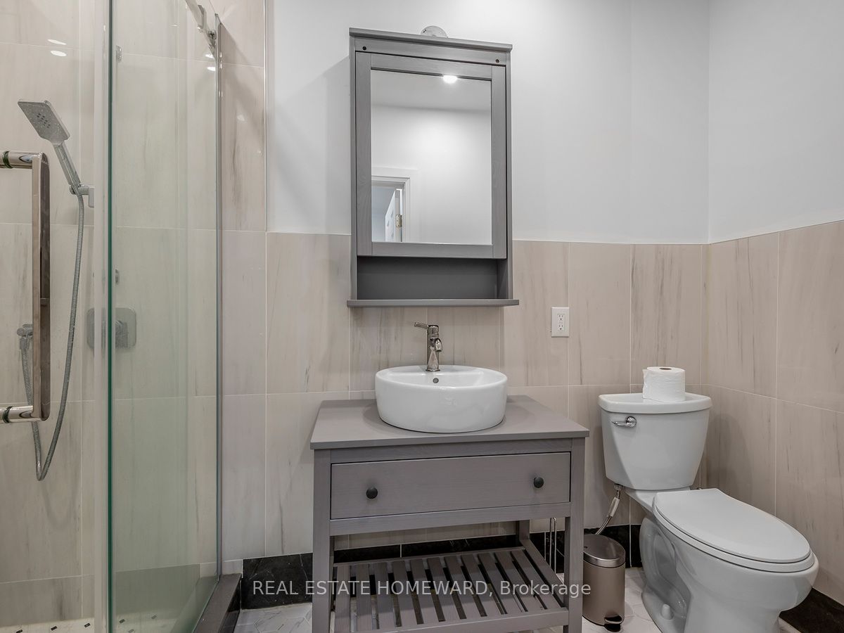 820 Danforth Avenue Property Photo 30