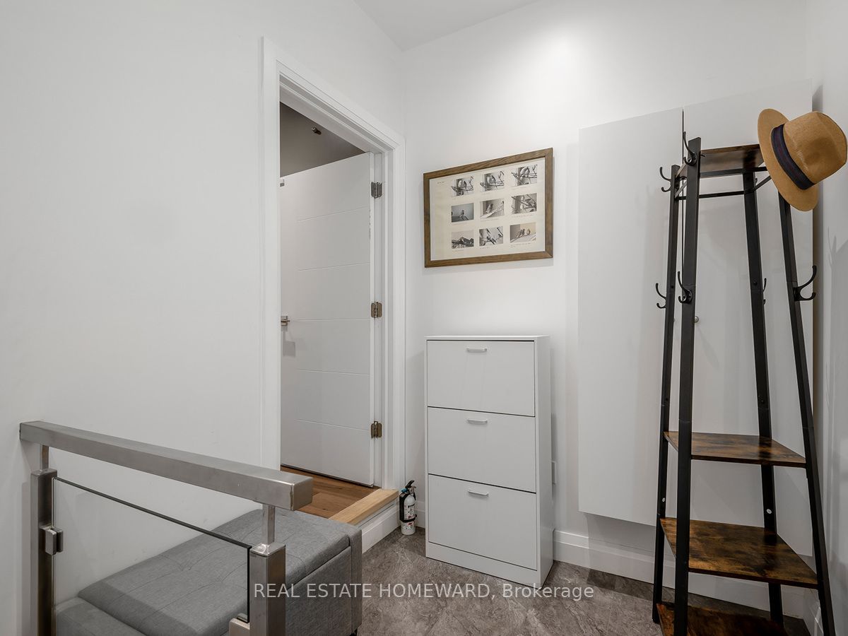 820 Danforth Avenue Property Photo 34
