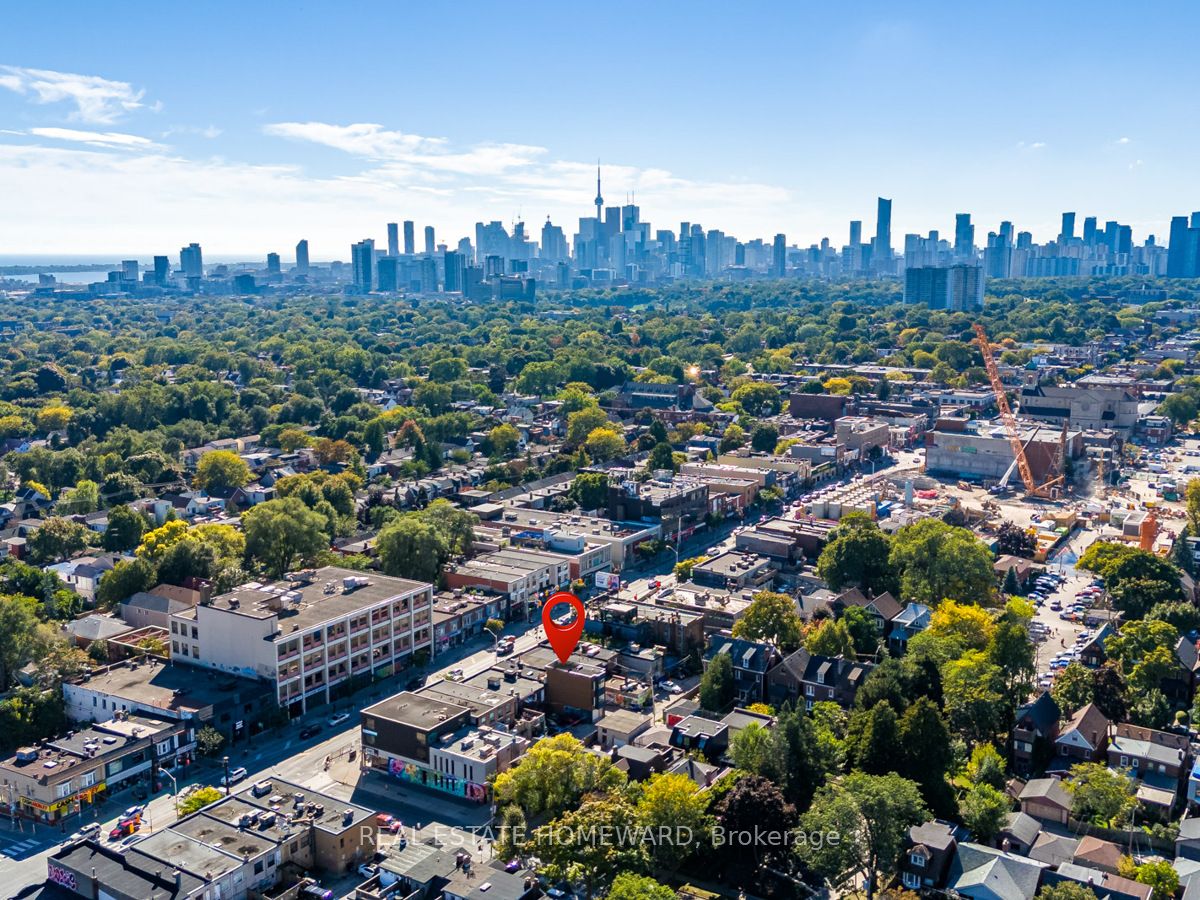 820 Danforth Avenue Property Photo 39