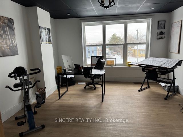 #201&202 - 1019 Toy Avenue Property Photo 5