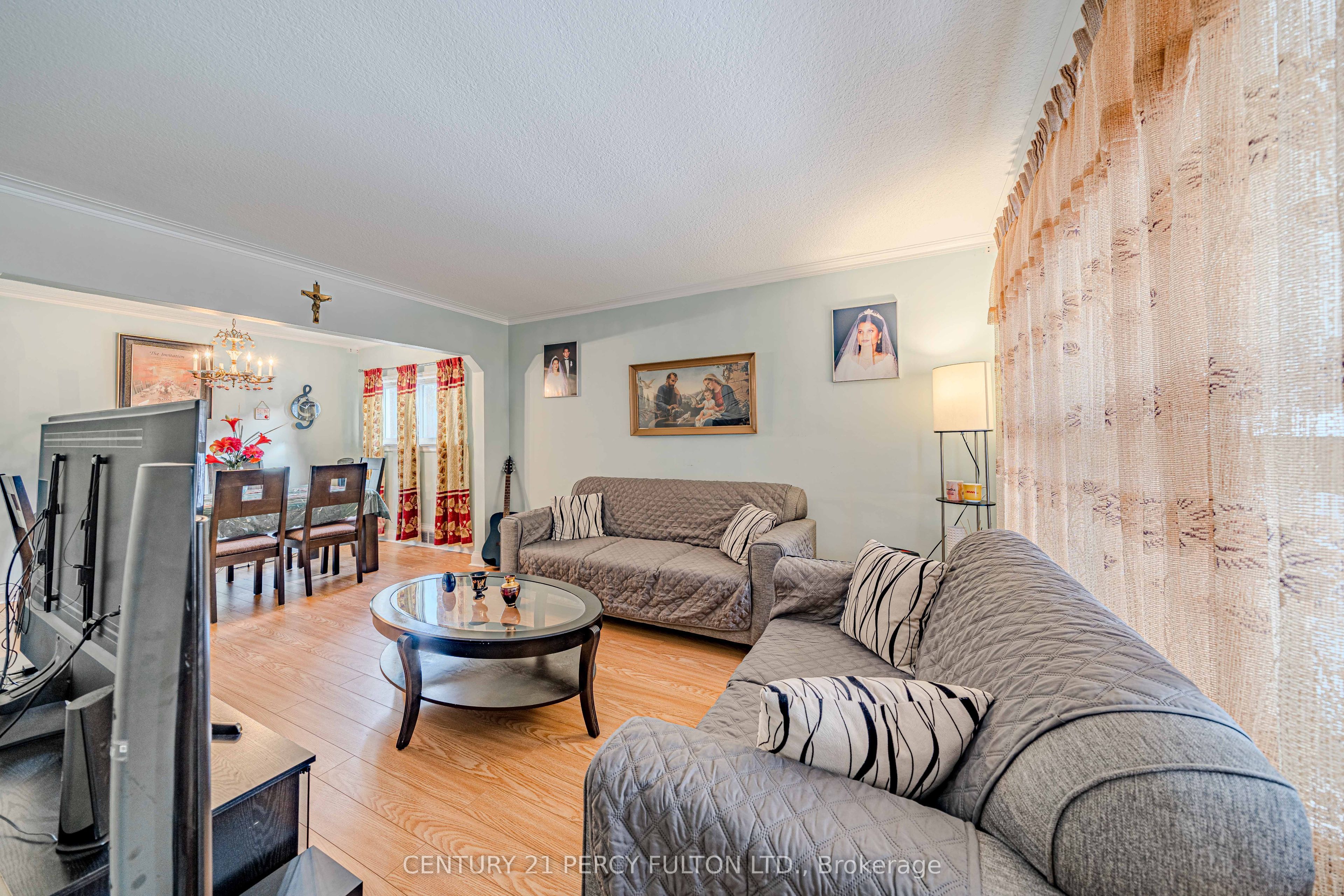 63 Midland Avenue Property Photo 4