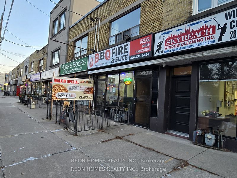 2959 St Clair Avenue Property Photo 18