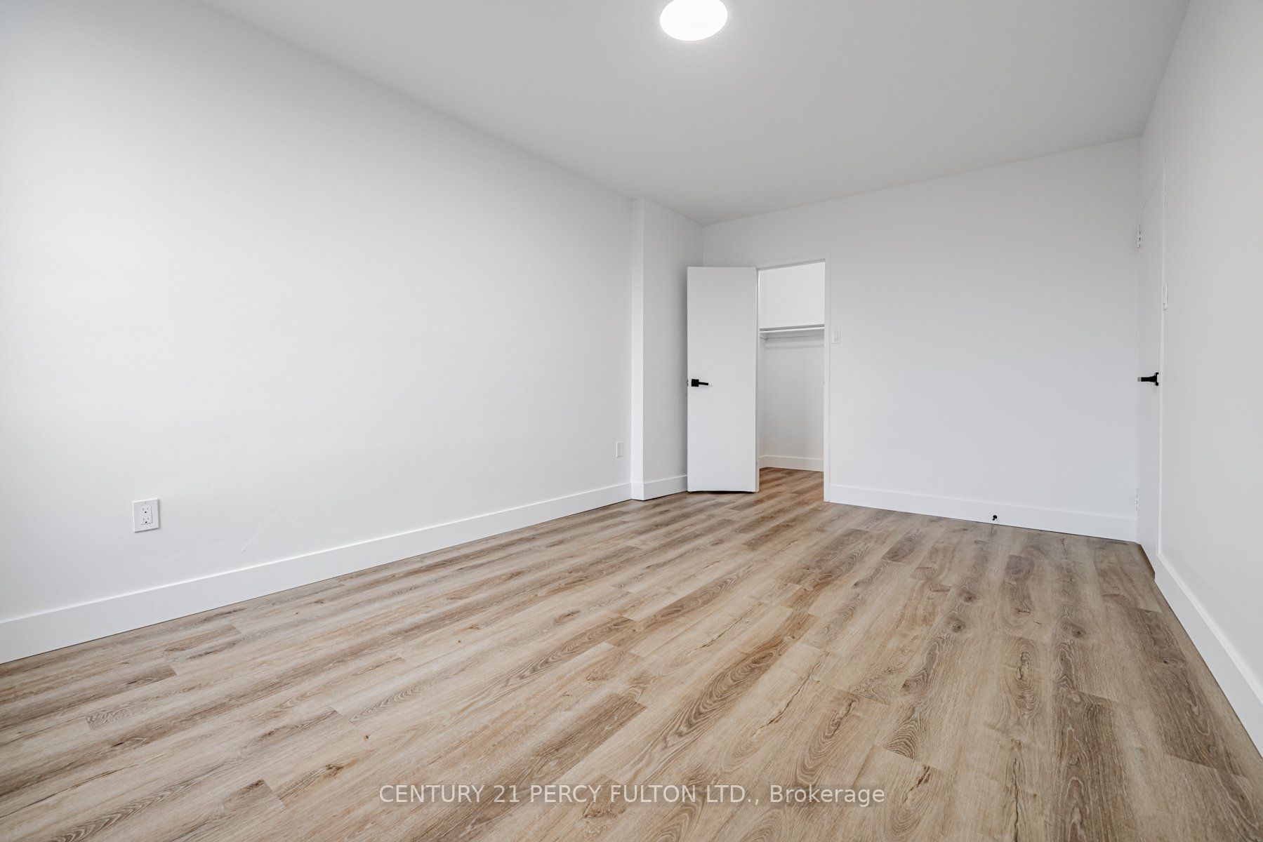 #510 - 2 Park Vista Drive Property Photo 19