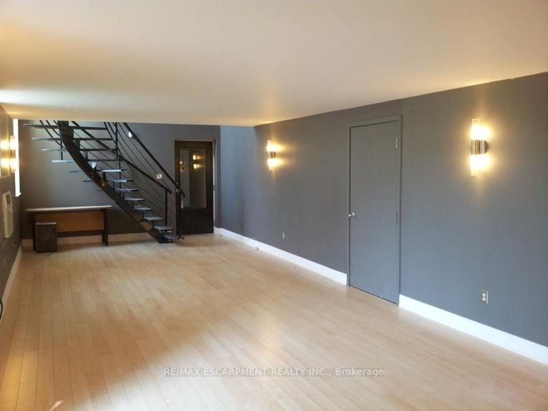 #107 - 33 Villiers Street Property Photo 2