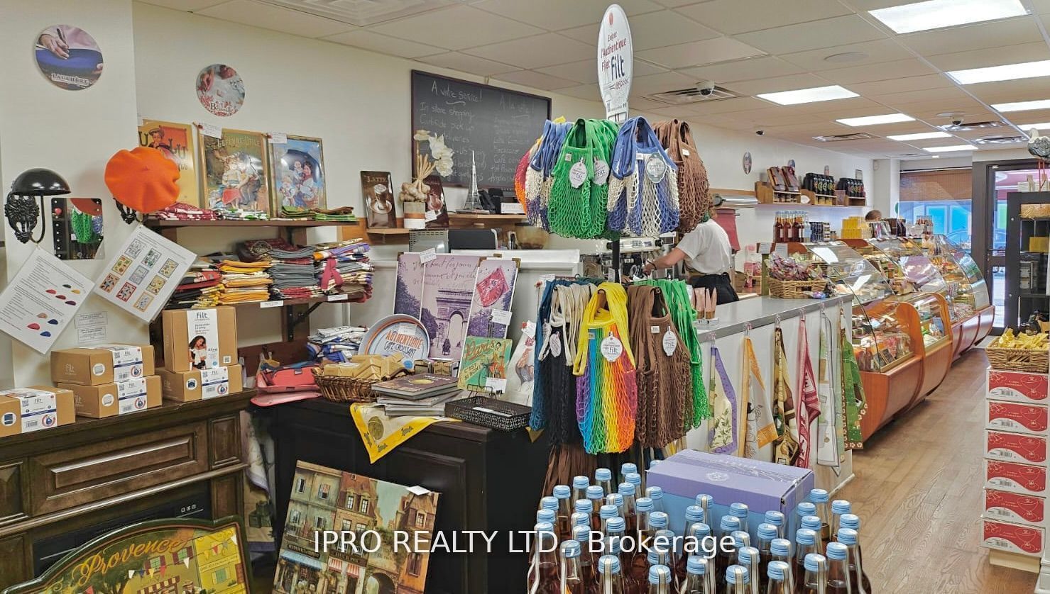 820 Danforth Avenue Property Photo 12