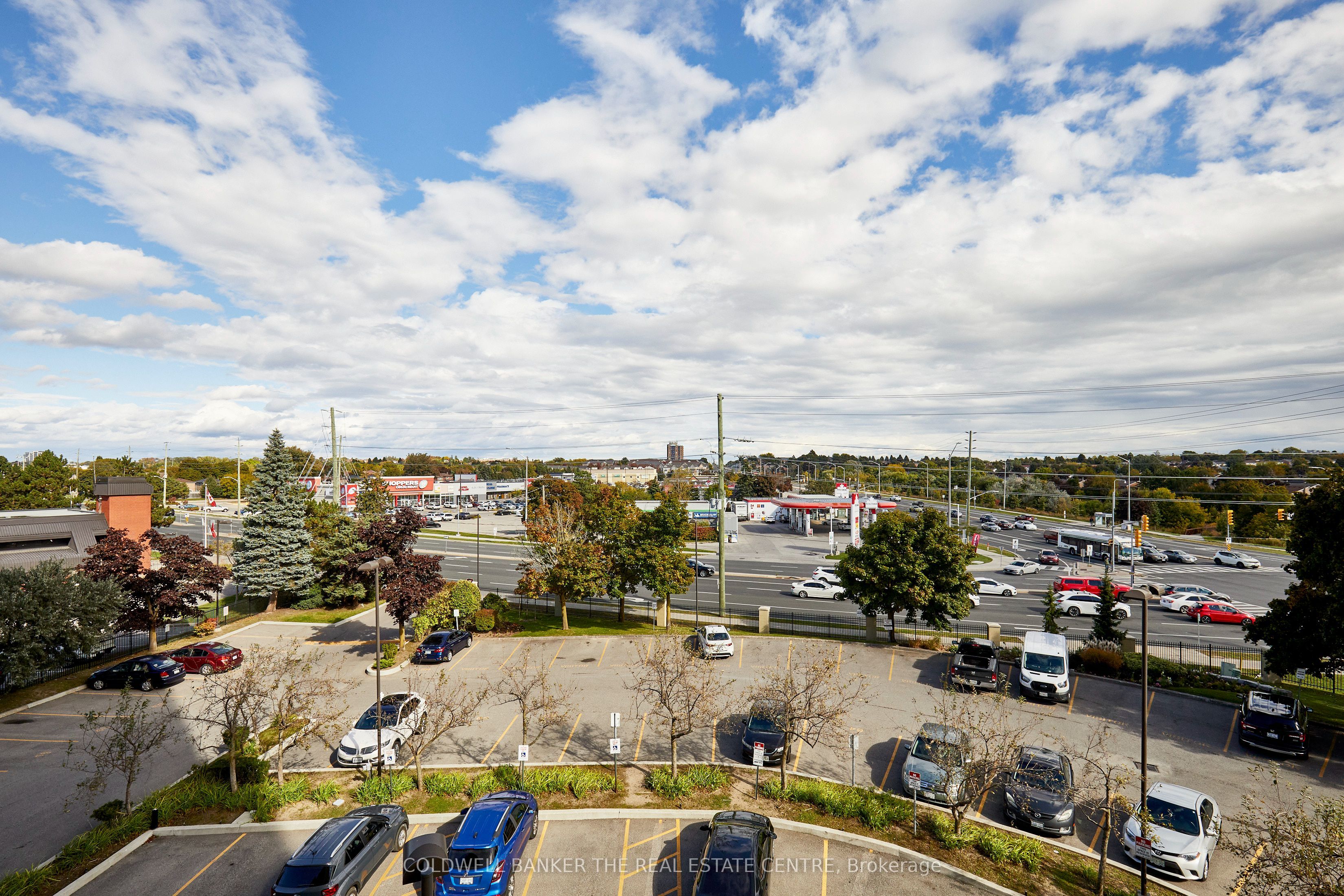 #401 - 2 Westney Road Property Photo 21