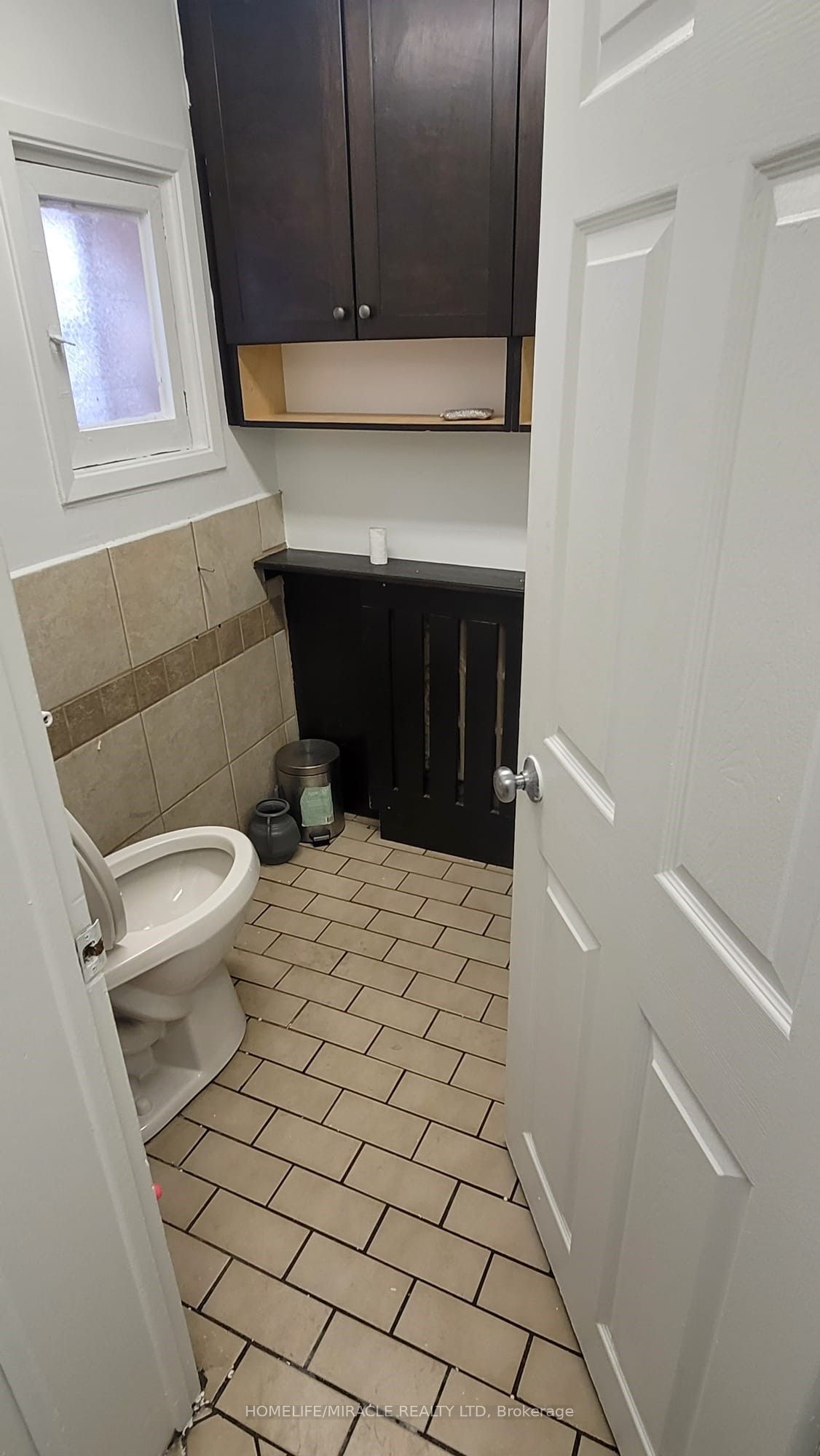 92 Bond Street Property Photo 10