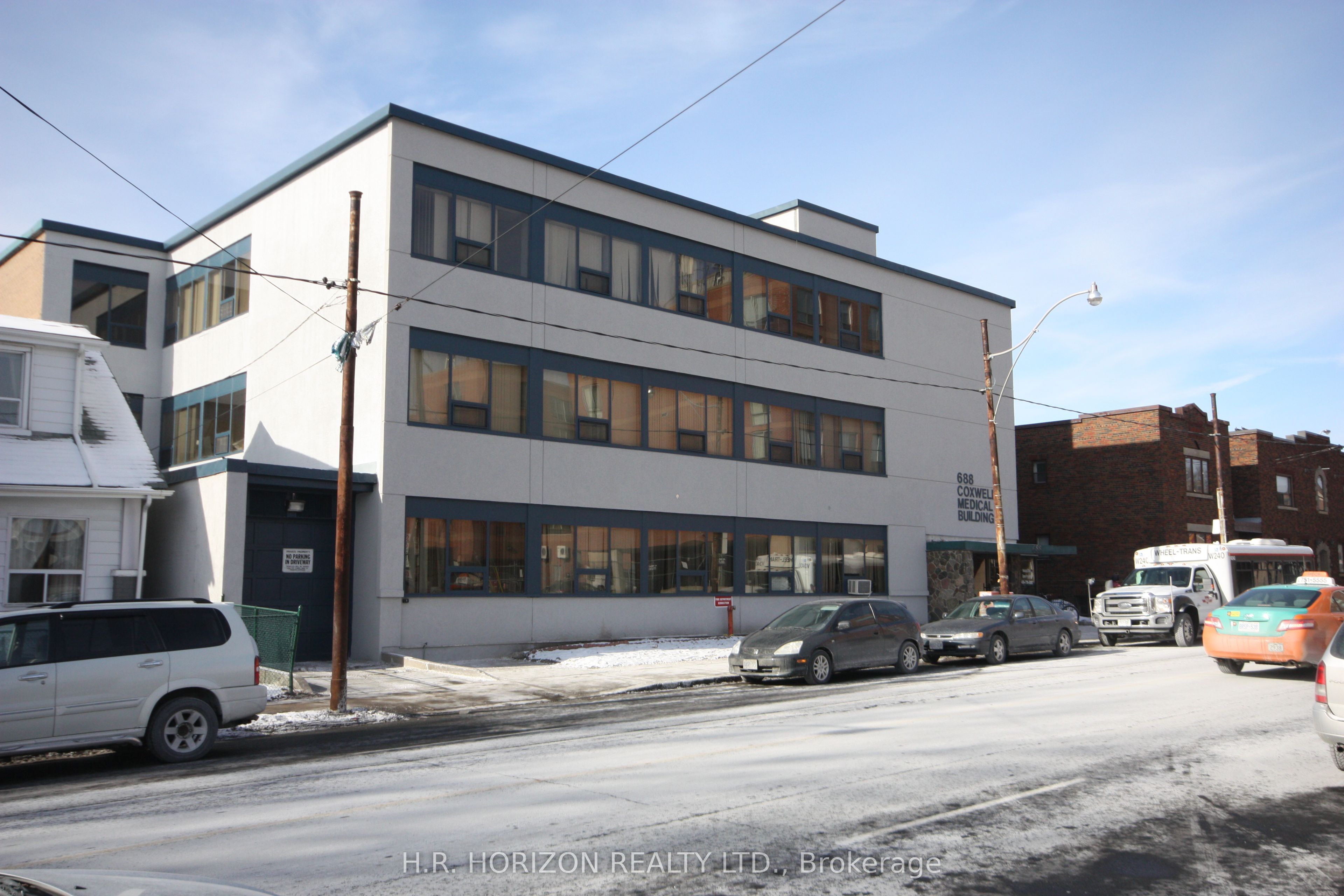 #316 - 688 Coxwell Avenue Property Photo 2