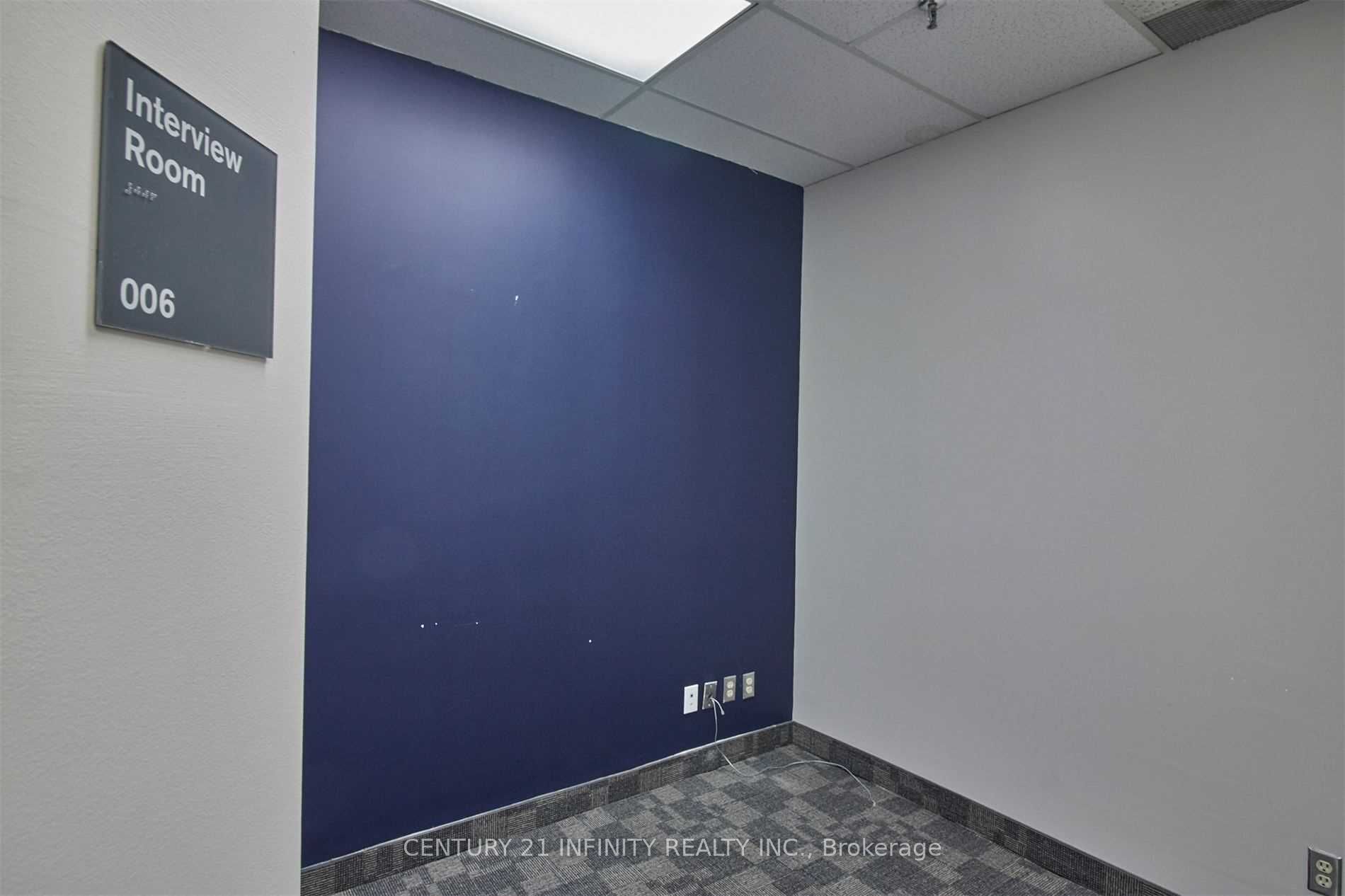 #1-2 - 1751 Wentworth Street Property Photo 11